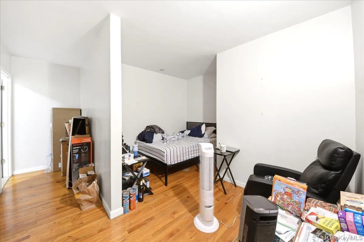 918 Summit Avenue, New York, NY, 6 Bedrooms Bedrooms, 12 Rooms Rooms,4 BathroomsBathrooms,Residential,For Rent,Summit,0,1029698 918 Summit Avenue, New York, NY, 6 Bedrooms Bedrooms, 12 Rooms Rooms,4 BathroomsBathrooms,Residential,For Rent,Summit,0,1029698
