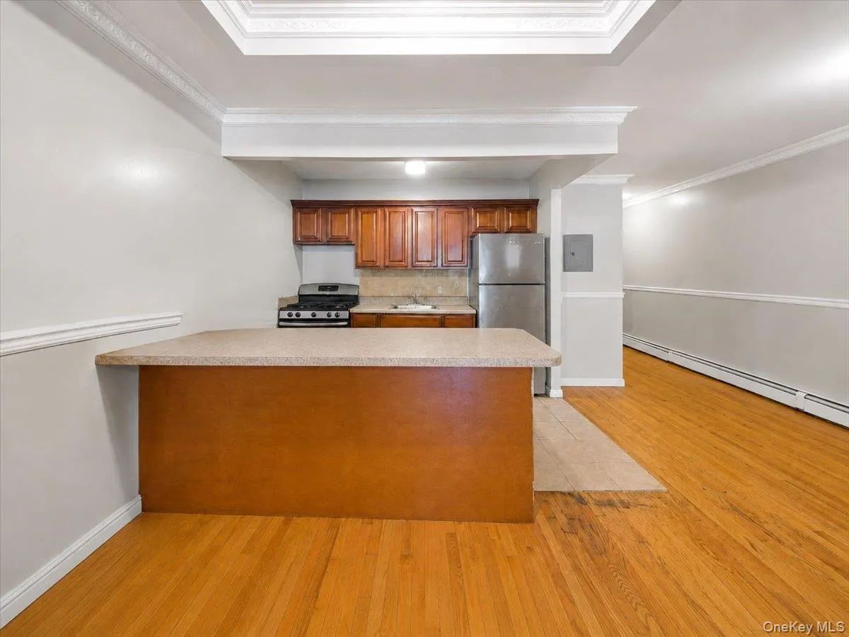 918 Summit Avenue, New York, NY, 6 Bedrooms Bedrooms, 12 Rooms Rooms,4 BathroomsBathrooms,Residential,For Rent,Summit,0,1029698 918 Summit Avenue, New York, NY, 6 Bedrooms Bedrooms, 12 Rooms Rooms,4 BathroomsBathrooms,Residential,For Rent,Summit,0,1029698
