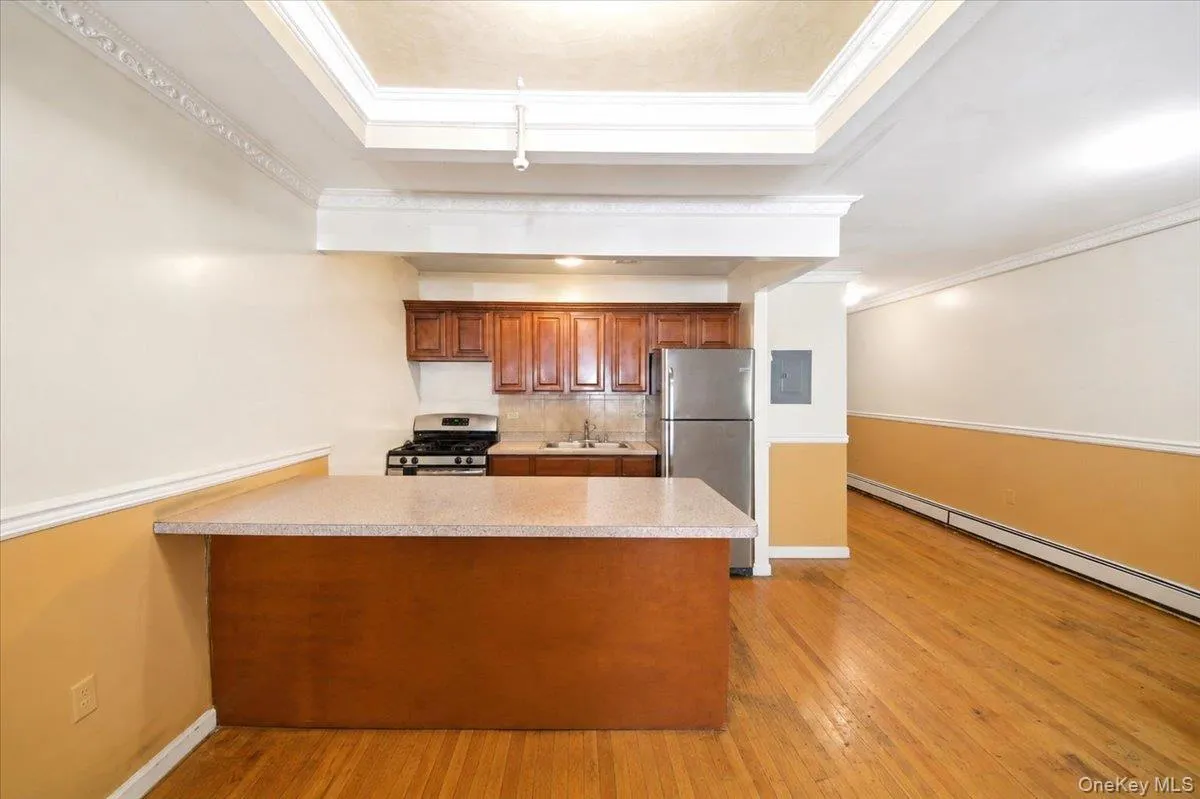 918 Summit Avenue, New York, NY, 6 Bedrooms Bedrooms, 12 Rooms Rooms,4 BathroomsBathrooms,Residential,For Rent,Summit,0,1029698 918 Summit Avenue, New York, NY, 6 Bedrooms Bedrooms, 12 Rooms Rooms,4 BathroomsBathrooms,Residential,For Rent,Summit,0,1029698