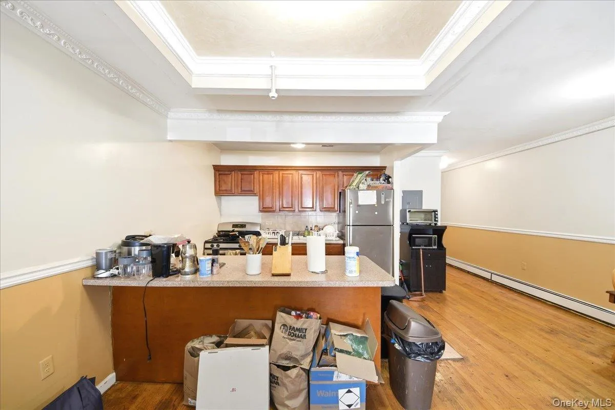 918 Summit Avenue, New York, NY, 6 Bedrooms Bedrooms, 12 Rooms Rooms,4 BathroomsBathrooms,Residential,For Rent,Summit,0,1029698 918 Summit Avenue, New York, NY, 6 Bedrooms Bedrooms, 12 Rooms Rooms,4 BathroomsBathrooms,Residential,For Rent,Summit,0,1029698