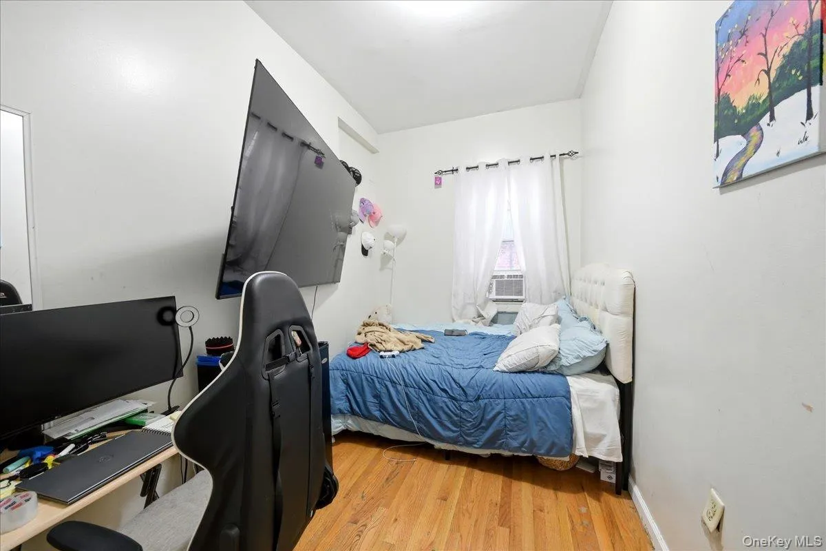 918 Summit Avenue, New York, NY, 6 Bedrooms Bedrooms, 12 Rooms Rooms,4 BathroomsBathrooms,Residential,For Rent,Summit,0,1029698 918 Summit Avenue, New York, NY, 6 Bedrooms Bedrooms, 12 Rooms Rooms,4 BathroomsBathrooms,Residential,For Rent,Summit,0,1029698