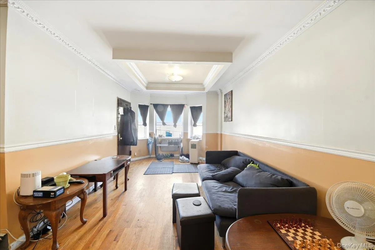 918 Summit Avenue, New York, NY, 6 Bedrooms Bedrooms, 12 Rooms Rooms,4 BathroomsBathrooms,Residential,For Rent,Summit,0,1029698 918 Summit Avenue, New York, NY, 6 Bedrooms Bedrooms, 12 Rooms Rooms,4 BathroomsBathrooms,Residential,For Rent,Summit,0,1029698