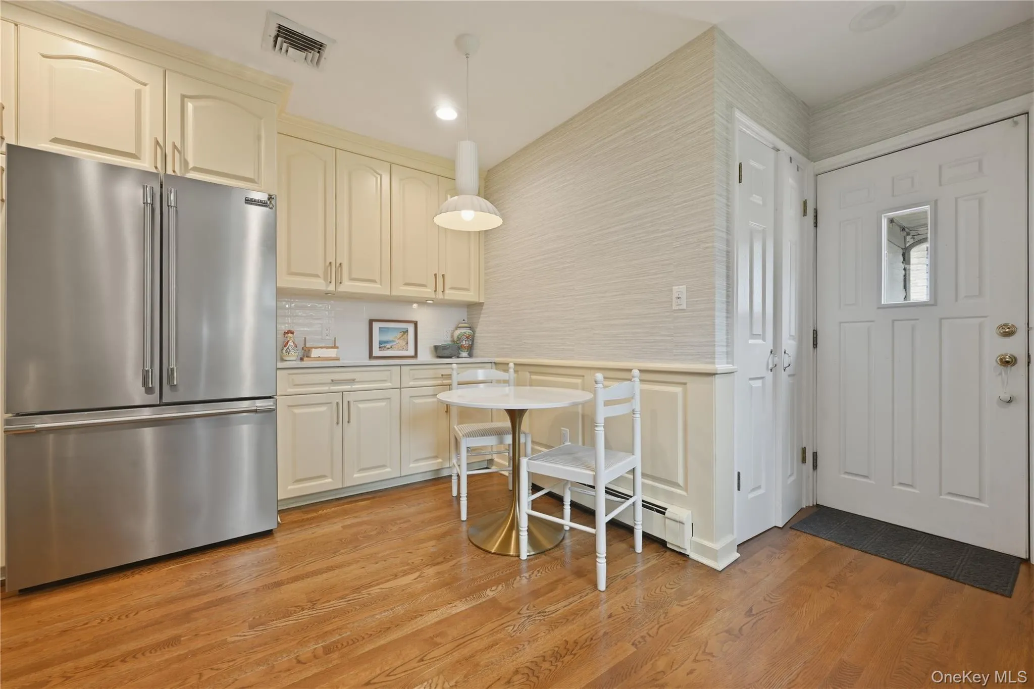 31 Yale Street, Hempstead, NY, 3 Bedrooms Bedrooms, 7 Rooms Rooms,2 BathroomsBathrooms,Residential,For Rent,Yale,0,1029703 31 Yale Street, Hempstead, NY, 3 Bedrooms Bedrooms, 7 Rooms Rooms,2 BathroomsBathrooms,Residential,For Rent,Yale,0,1029703