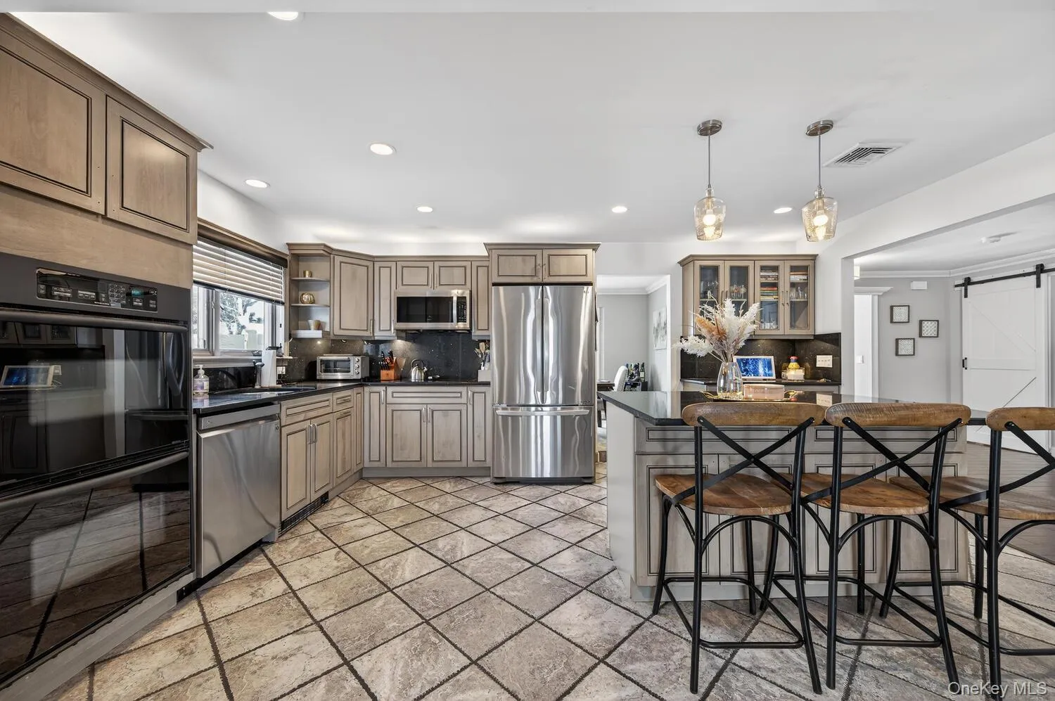 18 melrose, Smithtown, NY, 3 Bedrooms Bedrooms, 8 Rooms Rooms,2 BathroomsBathrooms,Residential Lease,For Rent,melrose,0,1029708 18 melrose, Smithtown, NY, 3 Bedrooms Bedrooms, 8 Rooms Rooms,2 BathroomsBathrooms,Residential Lease,For Rent,melrose,0,1029708