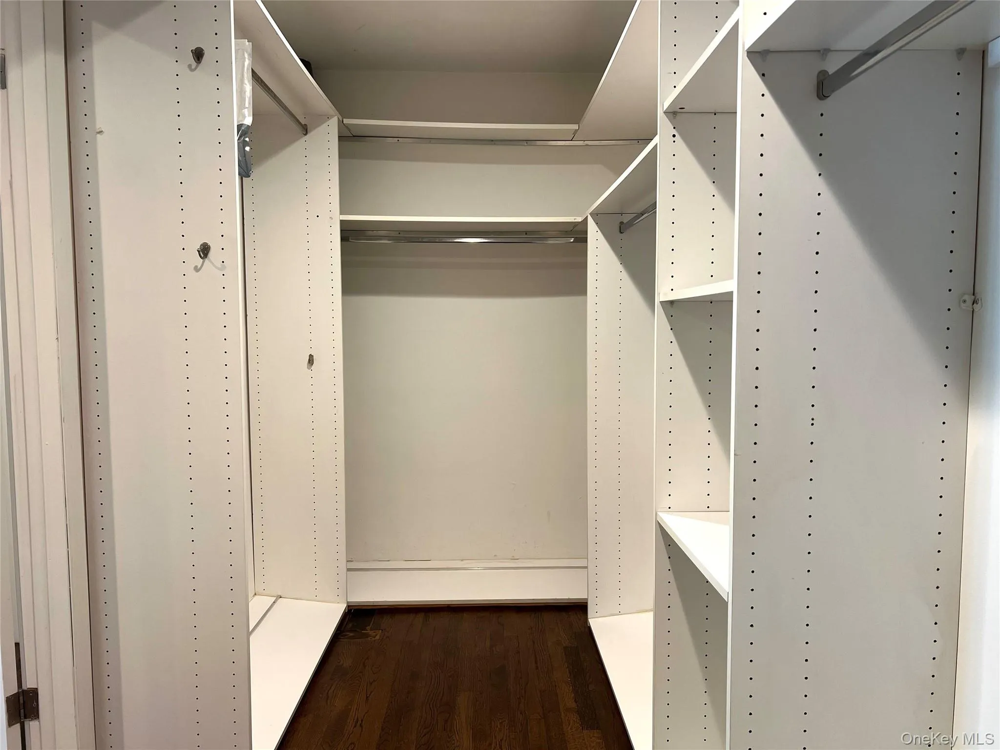 18 melrose, Smithtown, NY, 3 Bedrooms Bedrooms, 8 Rooms Rooms,2 BathroomsBathrooms,Residential Lease,For Rent,melrose,0,1029708 18 melrose, Smithtown, NY, 3 Bedrooms Bedrooms, 8 Rooms Rooms,2 BathroomsBathrooms,Residential Lease,For Rent,melrose,0,1029708