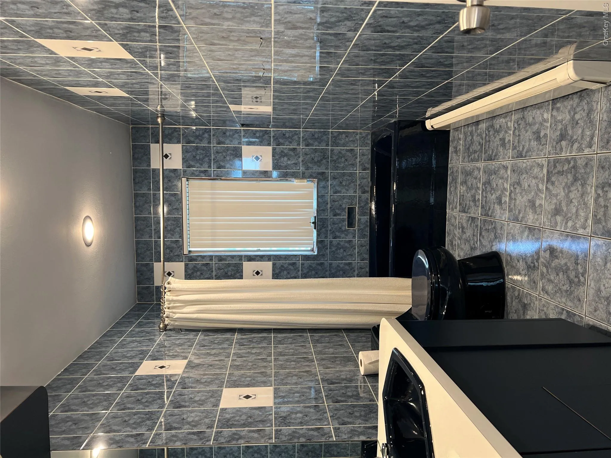 18 melrose, Smithtown, NY, 3 Bedrooms Bedrooms, 8 Rooms Rooms,2 BathroomsBathrooms,Residential Lease,For Rent,melrose,0,1029708 18 melrose, Smithtown, NY, 3 Bedrooms Bedrooms, 8 Rooms Rooms,2 BathroomsBathrooms,Residential Lease,For Rent,melrose,0,1029708
