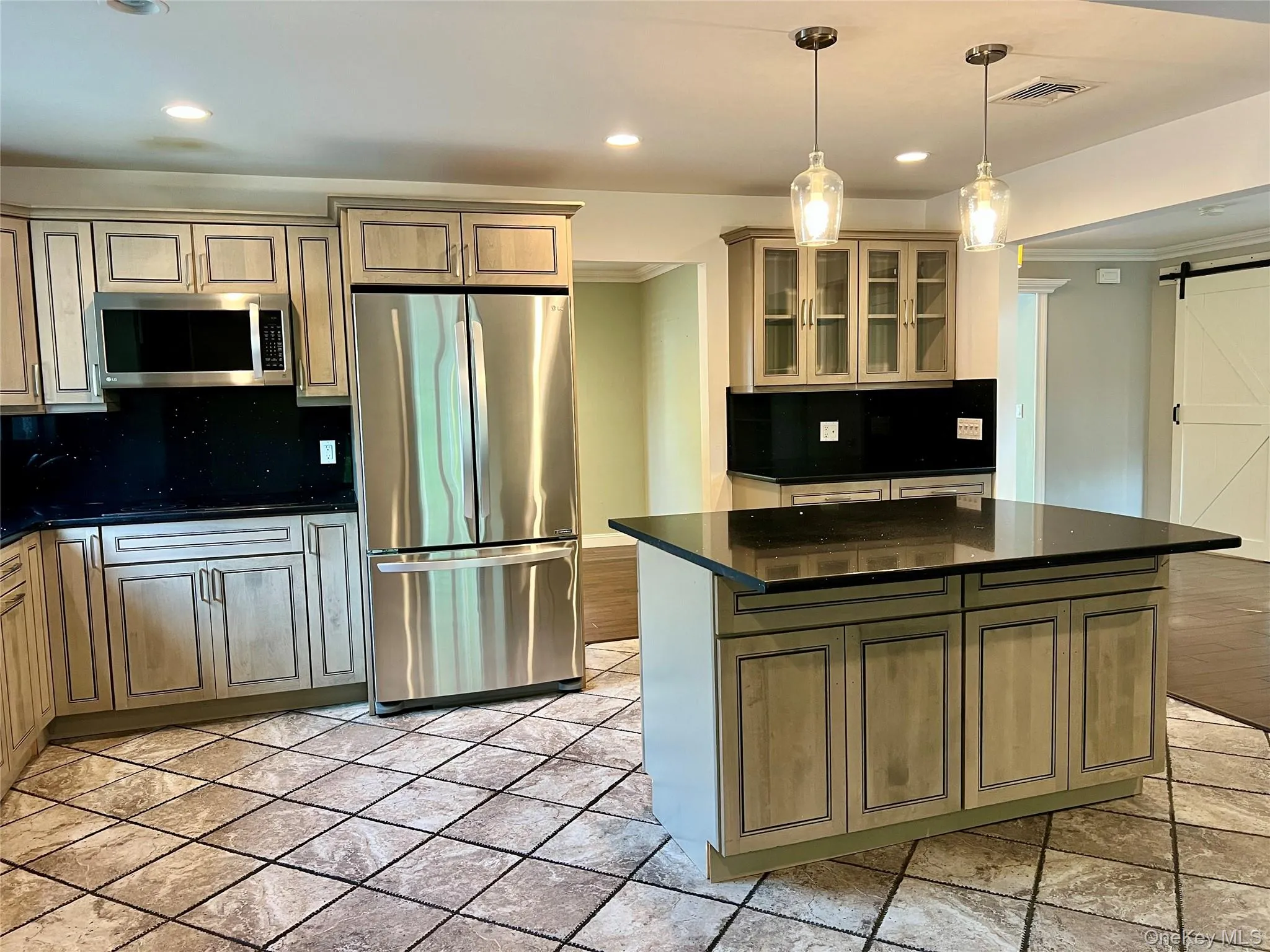 18 melrose, Smithtown, NY, 3 Bedrooms Bedrooms, 8 Rooms Rooms,2 BathroomsBathrooms,Residential Lease,For Rent,melrose,0,1029708 18 melrose, Smithtown, NY, 3 Bedrooms Bedrooms, 8 Rooms Rooms,2 BathroomsBathrooms,Residential Lease,For Rent,melrose,0,1029708