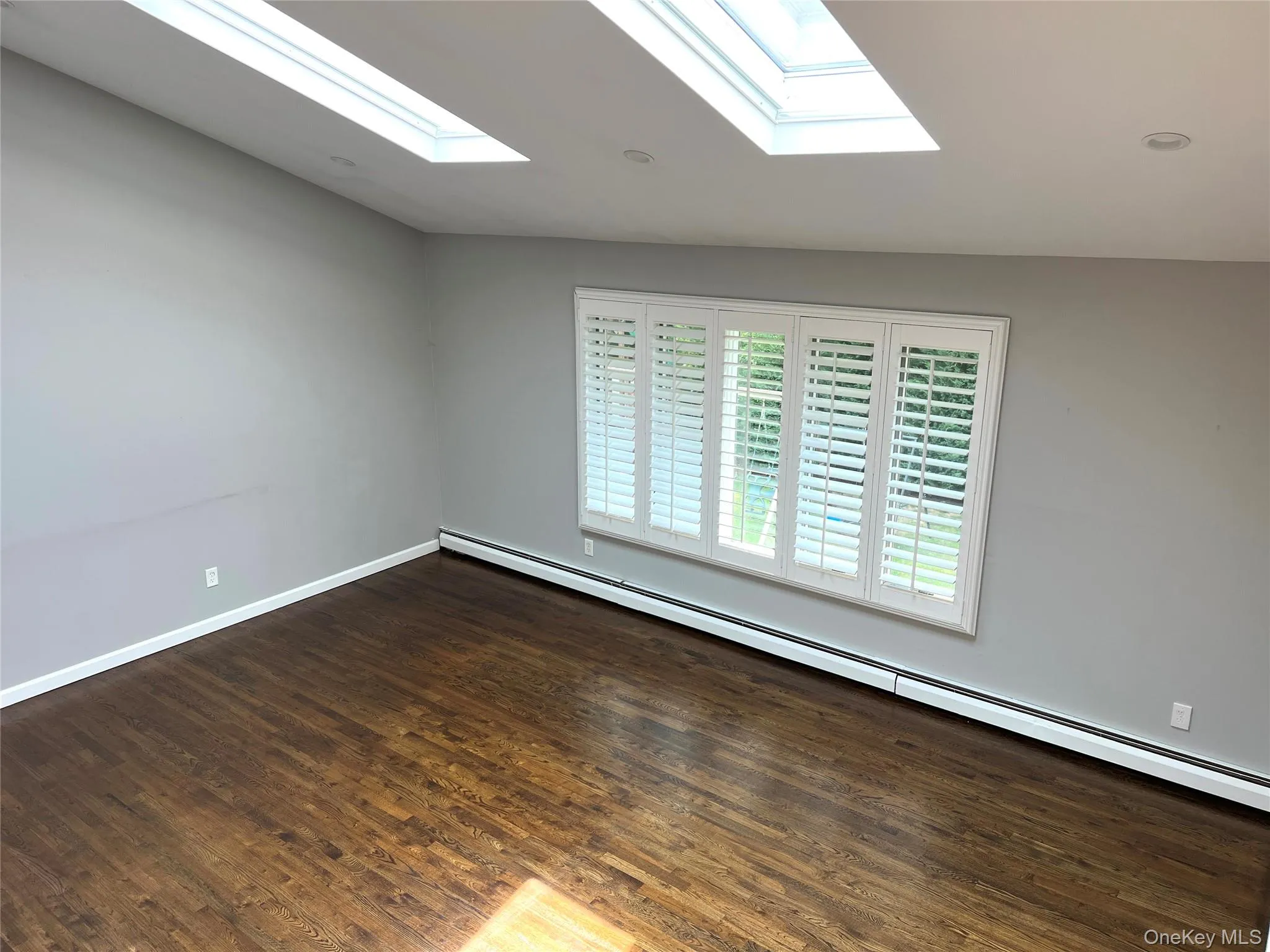 18 melrose, Smithtown, NY, 3 Bedrooms Bedrooms, 8 Rooms Rooms,2 BathroomsBathrooms,Residential Lease,For Rent,melrose,0,1029708 18 melrose, Smithtown, NY, 3 Bedrooms Bedrooms, 8 Rooms Rooms,2 BathroomsBathrooms,Residential Lease,For Rent,melrose,0,1029708