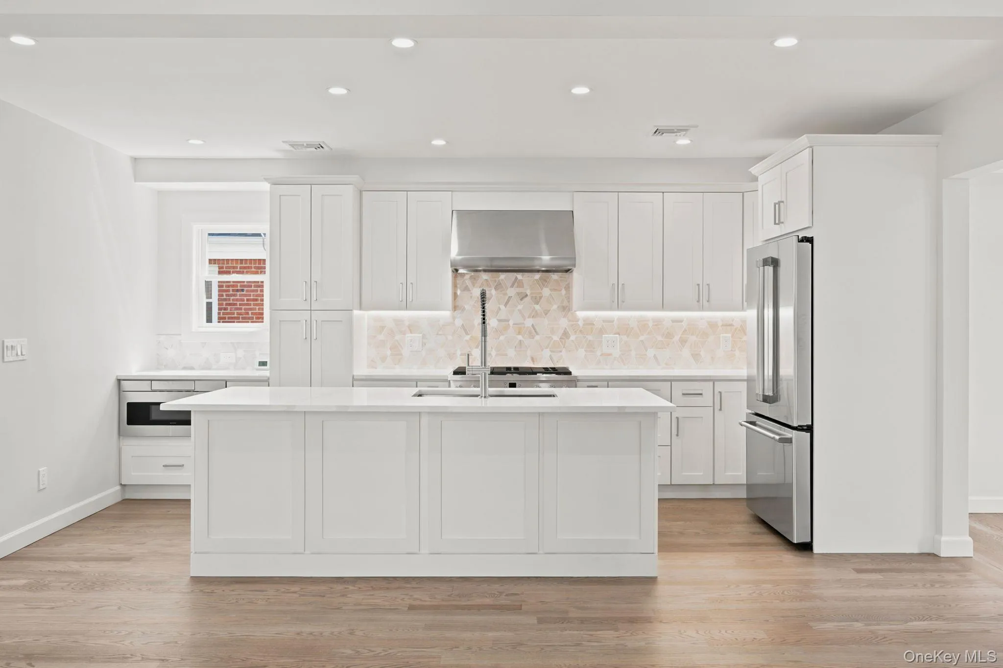 106 Nugent Street, North Hempstead, NY, 5 Bedrooms Bedrooms, 9 Rooms Rooms,4 BathroomsBathrooms,Residential,For Rent,Nugent,0,1029711 106 Nugent Street, North Hempstead, NY, 5 Bedrooms Bedrooms, 9 Rooms Rooms,4 BathroomsBathrooms,Residential,For Rent,Nugent,0,1029711