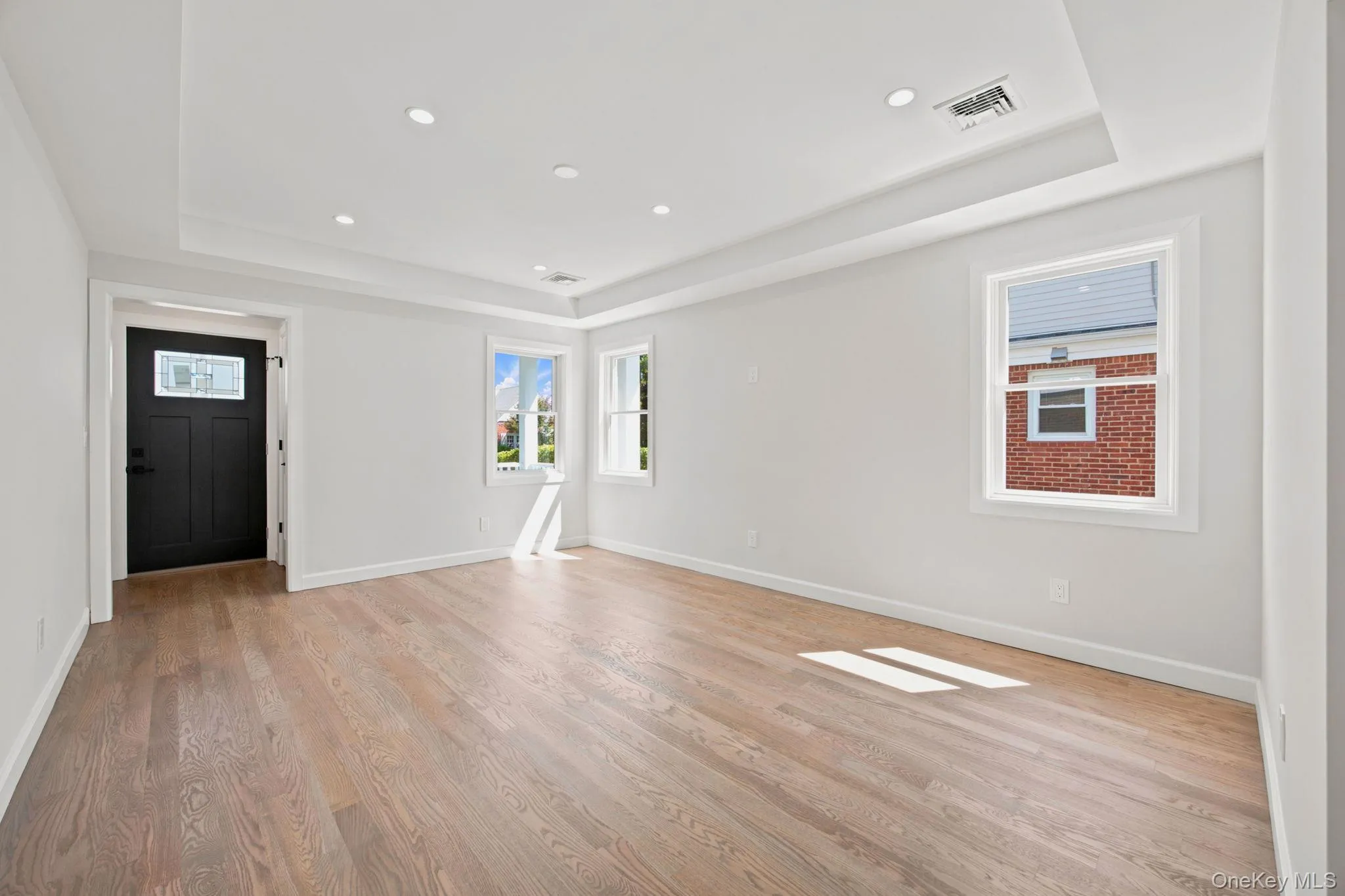 106 Nugent Street, North Hempstead, NY, 5 Bedrooms Bedrooms, 9 Rooms Rooms,4 BathroomsBathrooms,Residential,For Rent,Nugent,0,1029711 106 Nugent Street, North Hempstead, NY, 5 Bedrooms Bedrooms, 9 Rooms Rooms,4 BathroomsBathrooms,Residential,For Rent,Nugent,0,1029711