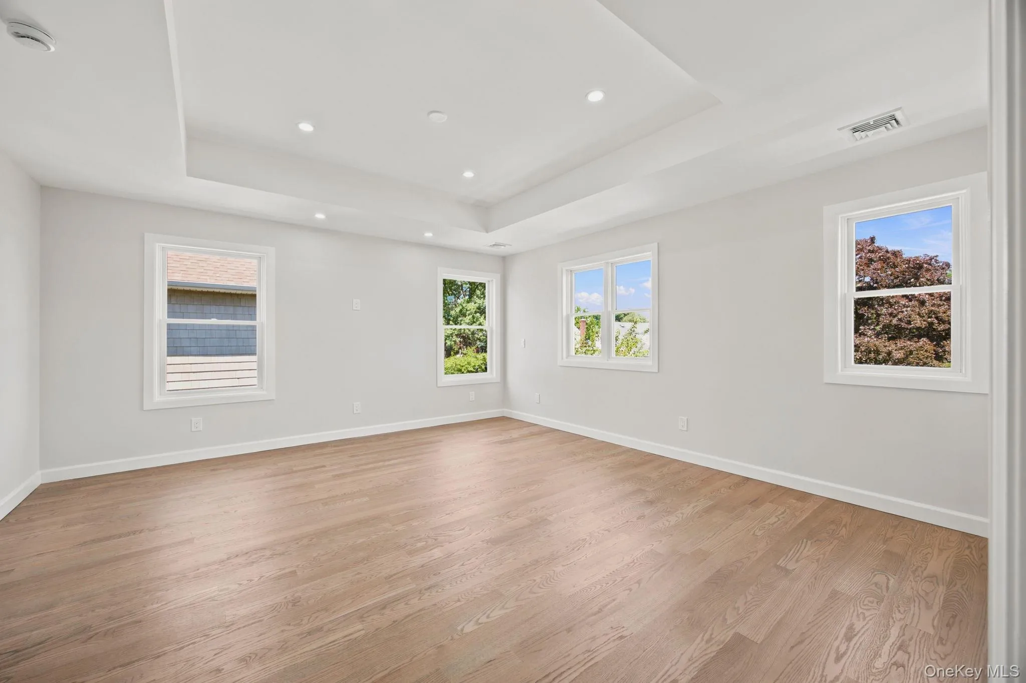 106 Nugent Street, North Hempstead, NY, 5 Bedrooms Bedrooms, 9 Rooms Rooms,4 BathroomsBathrooms,Residential,For Rent,Nugent,0,1029711 106 Nugent Street, North Hempstead, NY, 5 Bedrooms Bedrooms, 9 Rooms Rooms,4 BathroomsBathrooms,Residential,For Rent,Nugent,0,1029711