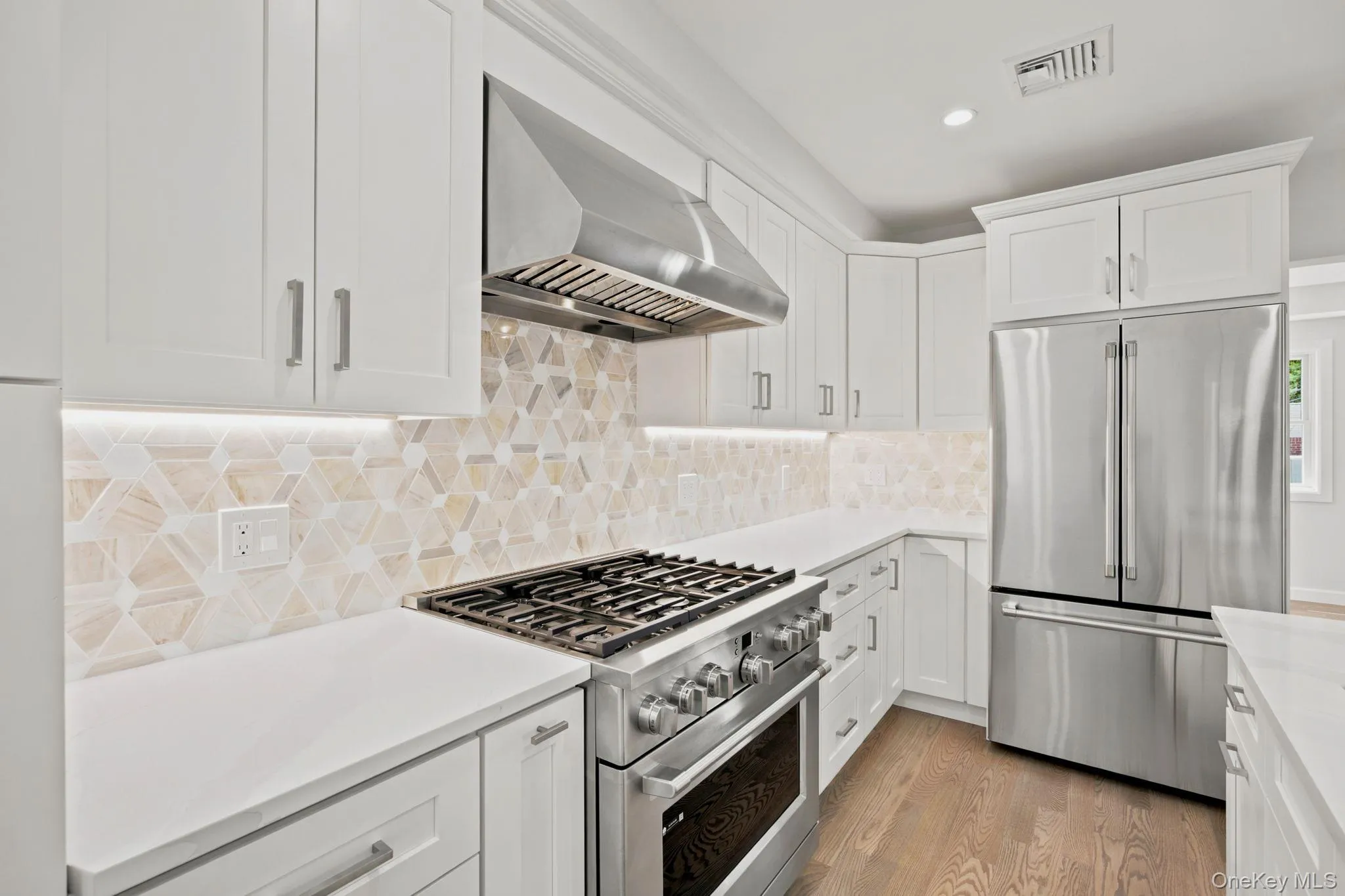 106 Nugent Street, North Hempstead, NY, 5 Bedrooms Bedrooms, 9 Rooms Rooms,4 BathroomsBathrooms,Residential,For Rent,Nugent,0,1029711 106 Nugent Street, North Hempstead, NY, 5 Bedrooms Bedrooms, 9 Rooms Rooms,4 BathroomsBathrooms,Residential,For Rent,Nugent,0,1029711