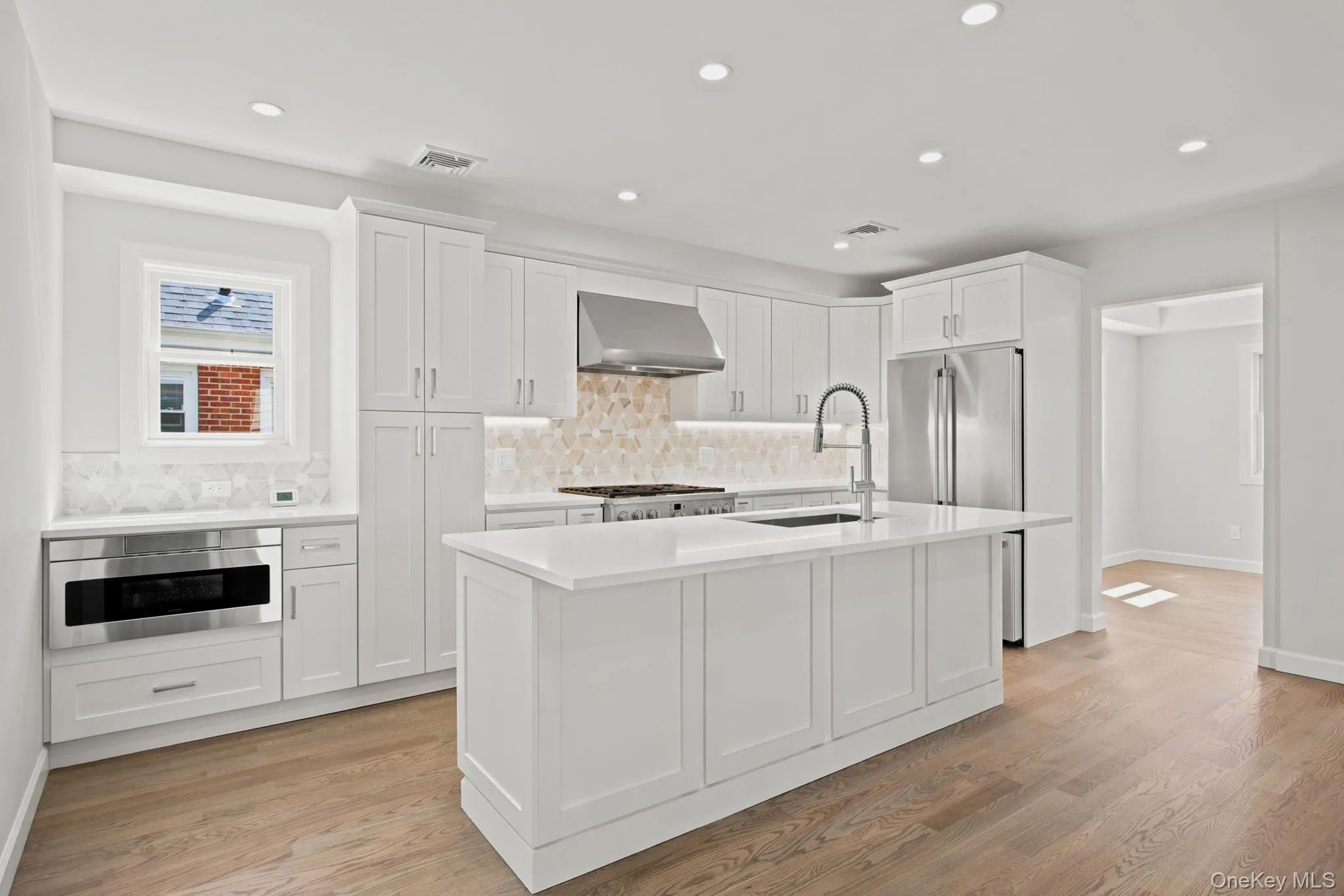 106 Nugent Street, North Hempstead, NY, 5 Bedrooms Bedrooms, 9 Rooms Rooms,4 BathroomsBathrooms,Residential,For Rent,Nugent,0,1029711 106 Nugent Street, North Hempstead, NY, 5 Bedrooms Bedrooms, 9 Rooms Rooms,4 BathroomsBathrooms,Residential,For Rent,Nugent,0,1029711