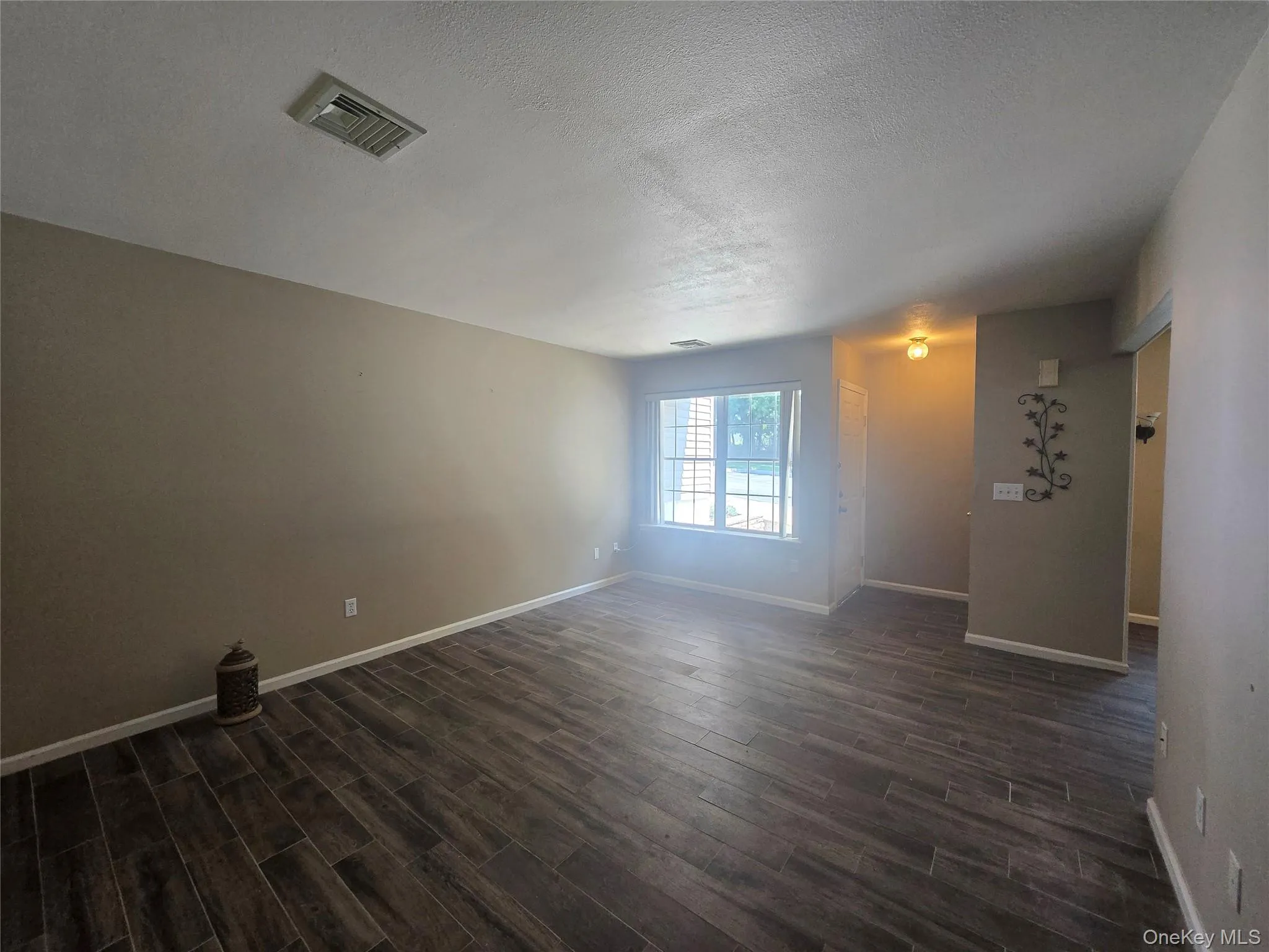 49 Jimal Drive, Middletown, NY, 2 Bedrooms Bedrooms, 4 Rooms Rooms,1 BathroomBathrooms,Residential,For Rent,Jimal,0,1029712 49 Jimal Drive, Middletown, NY, 2 Bedrooms Bedrooms, 4 Rooms Rooms,1 BathroomBathrooms,Residential,For Rent,Jimal,0,1029712