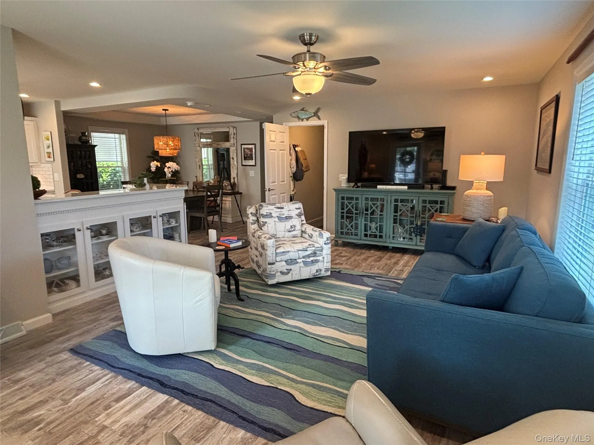 1661 Old Country Road, Riverhead, NY, 3 Bedrooms Bedrooms, 7 Rooms Rooms,2 BathroomsBathrooms,Residential,For Rent,Old Country,0,1029713 1661 Old Country Road, Riverhead, NY, 3 Bedrooms Bedrooms, 7 Rooms Rooms,2 BathroomsBathrooms,Residential,For Rent,Old Country,0,1029713