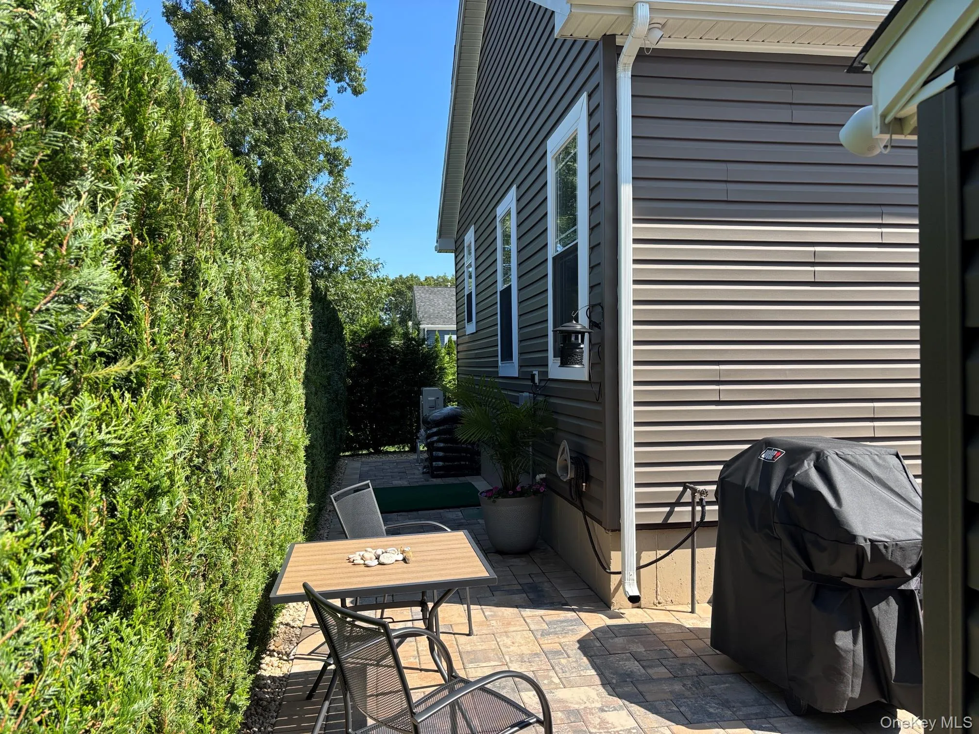 1661 Old Country Road, Riverhead, NY, 3 Bedrooms Bedrooms, 7 Rooms Rooms,2 BathroomsBathrooms,Residential,For Rent,Old Country,0,1029713 1661 Old Country Road, Riverhead, NY, 3 Bedrooms Bedrooms, 7 Rooms Rooms,2 BathroomsBathrooms,Residential,For Rent,Old Country,0,1029713