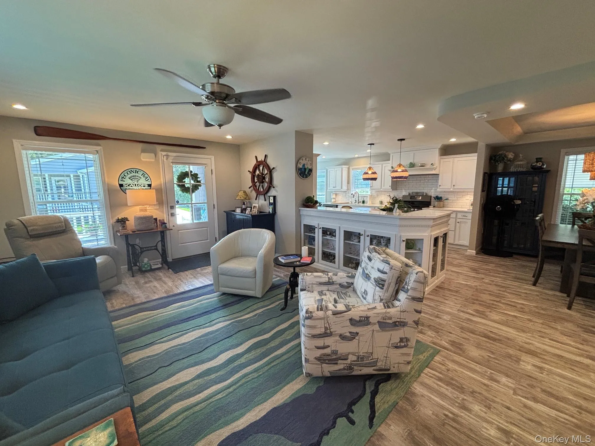 1661 Old Country Road, Riverhead, NY, 3 Bedrooms Bedrooms, 7 Rooms Rooms,2 BathroomsBathrooms,Residential,For Rent,Old Country,0,1029713 1661 Old Country Road, Riverhead, NY, 3 Bedrooms Bedrooms, 7 Rooms Rooms,2 BathroomsBathrooms,Residential,For Rent,Old Country,0,1029713