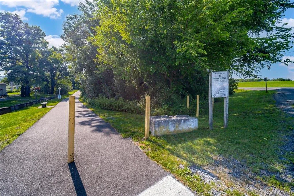 225 Knoell Road, Goshen, NY, 3 Bedrooms Bedrooms, 6 Rooms Rooms,2 BathroomsBathrooms,Residential,For Rent,Knoell,0,1029716 225 Knoell Road, Goshen, NY, 3 Bedrooms Bedrooms, 6 Rooms Rooms,2 BathroomsBathrooms,Residential,For Rent,Knoell,0,1029716