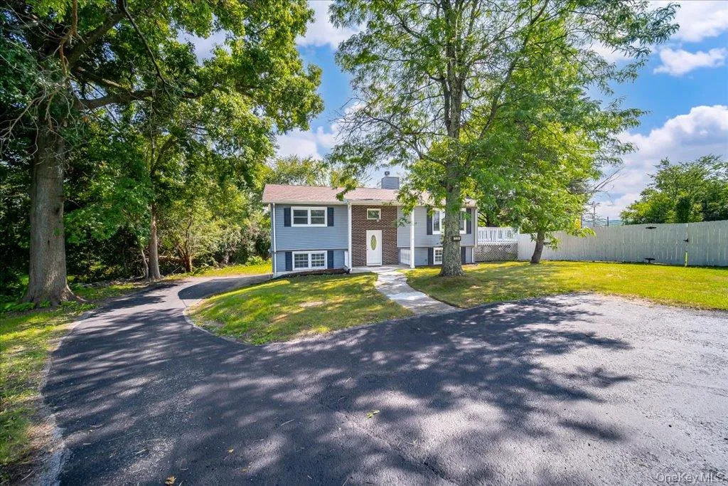 225 Knoell Road, Goshen, NY, 3 Bedrooms Bedrooms, 6 Rooms Rooms,2 BathroomsBathrooms,Residential,For Rent,Knoell,0,1029716 225 Knoell Road, Goshen, NY, 3 Bedrooms Bedrooms, 6 Rooms Rooms,2 BathroomsBathrooms,Residential,For Rent,Knoell,0,1029716