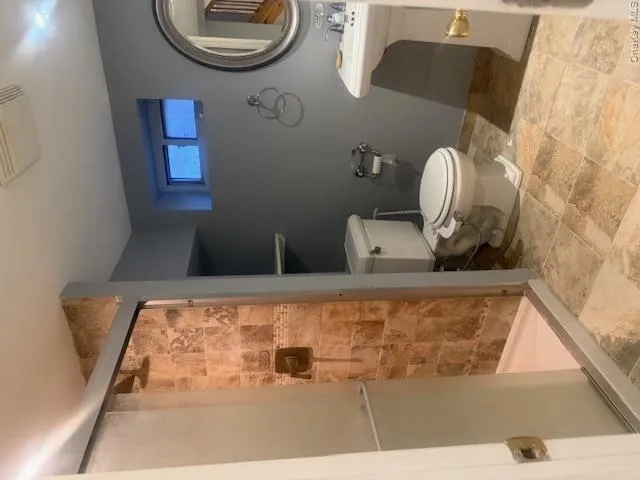 302 Oakford Street, Hempstead, NY, 3 Bedrooms Bedrooms, 7 Rooms Rooms,2 BathroomsBathrooms,Residential Lease,For Rent,Oakford,0,1029719 302 Oakford Street, Hempstead, NY, 3 Bedrooms Bedrooms, 7 Rooms Rooms,2 BathroomsBathrooms,Residential Lease,For Rent,Oakford,0,1029719