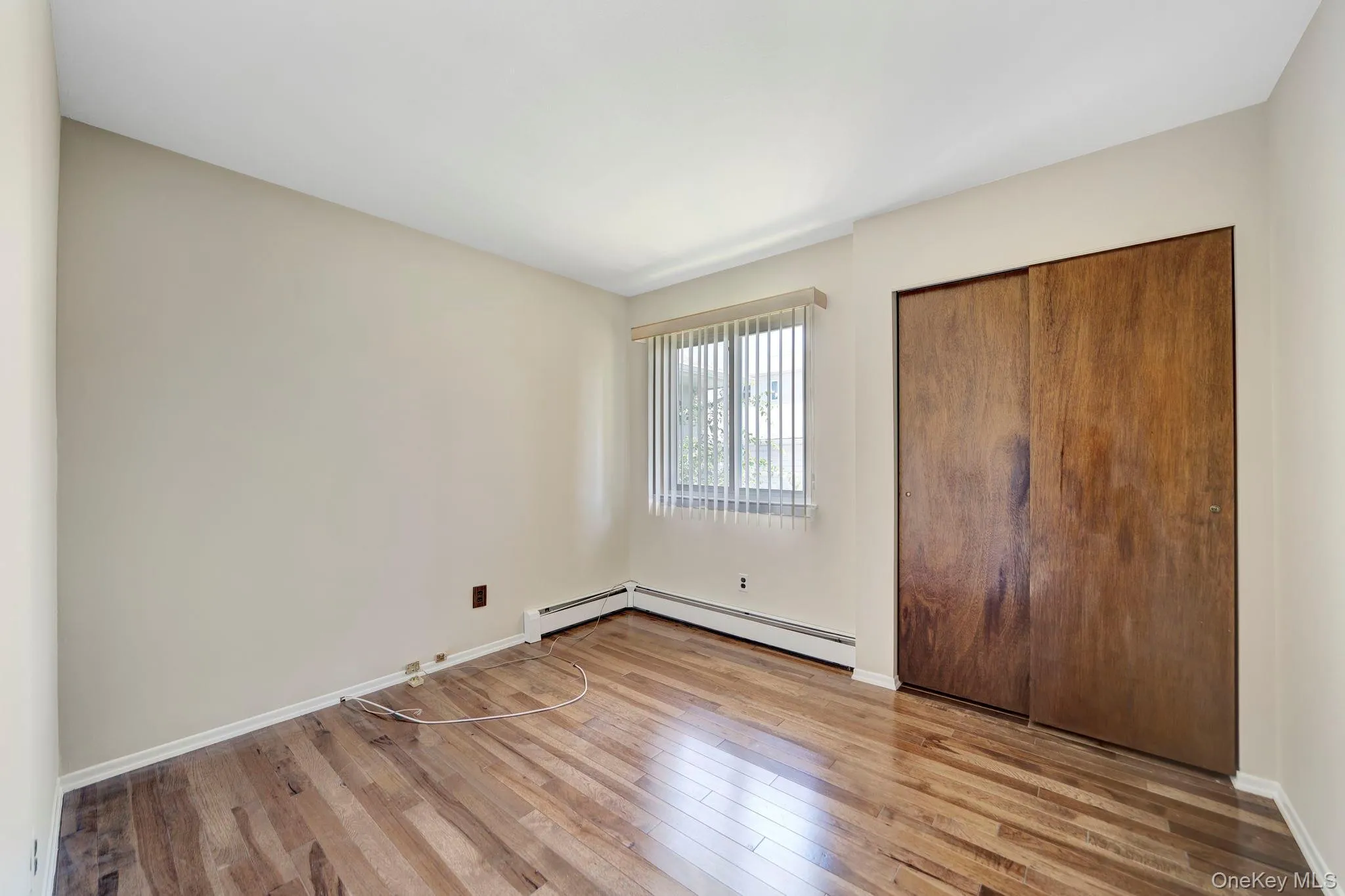 40 Lowell Street, Oyster Bay, NY, 3 Bedrooms Bedrooms, 6 Rooms Rooms,1 BathroomBathrooms,Residential Lease,For Rent,Lowell,0,1029723 40 Lowell Street, Oyster Bay, NY, 3 Bedrooms Bedrooms, 6 Rooms Rooms,1 BathroomBathrooms,Residential Lease,For Rent,Lowell,0,1029723