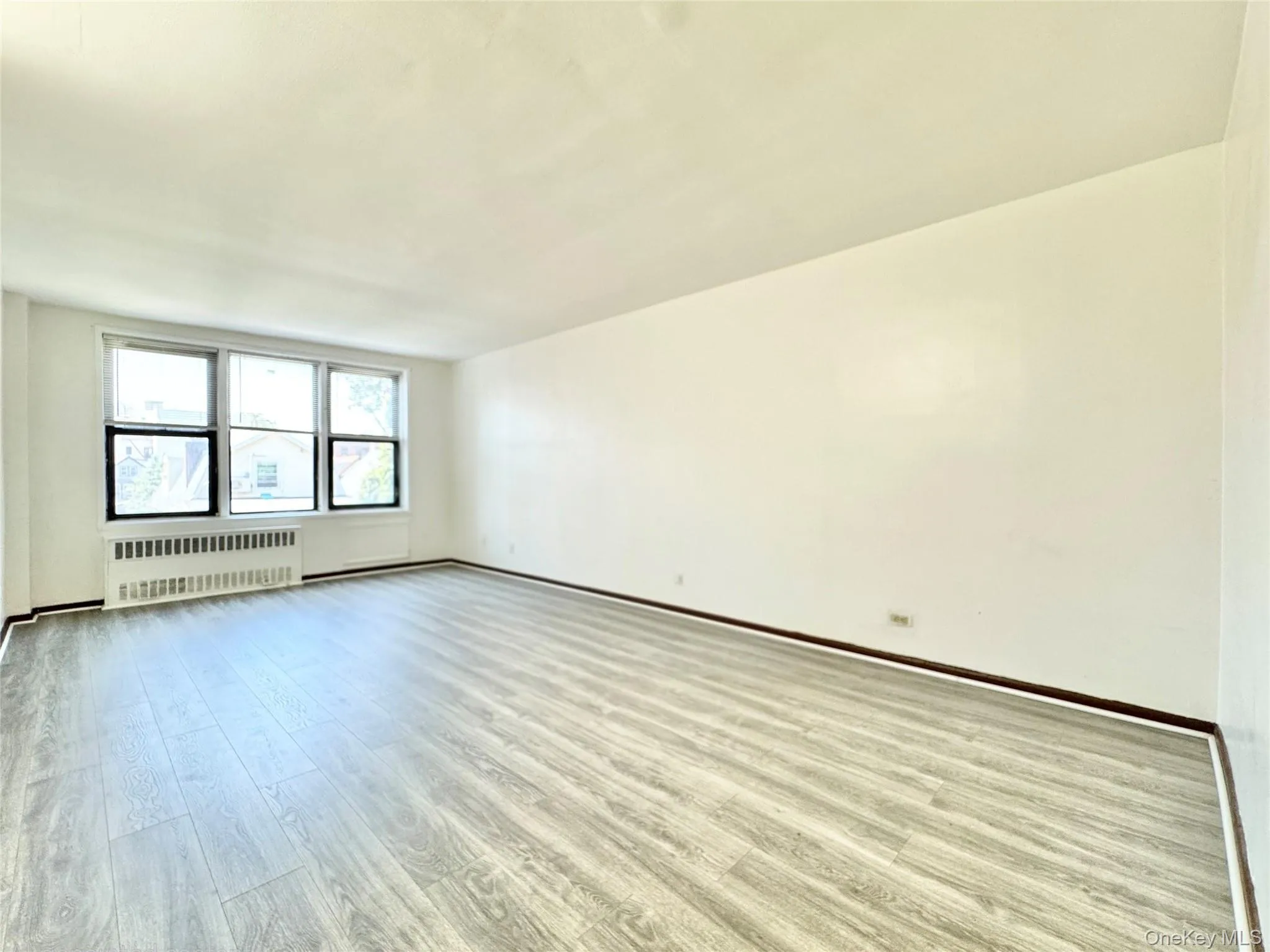 83-25 Vietor Avenue, New York, NY, 1 Bedroom Bedrooms, 4 Rooms Rooms,1 BathroomBathrooms,Residential,For Rent,Vietor,0,1029724 83-25 Vietor Avenue, New York, NY, 1 Bedroom Bedrooms, 4 Rooms Rooms,1 BathroomBathrooms,Residential,For Rent,Vietor,0,1029724