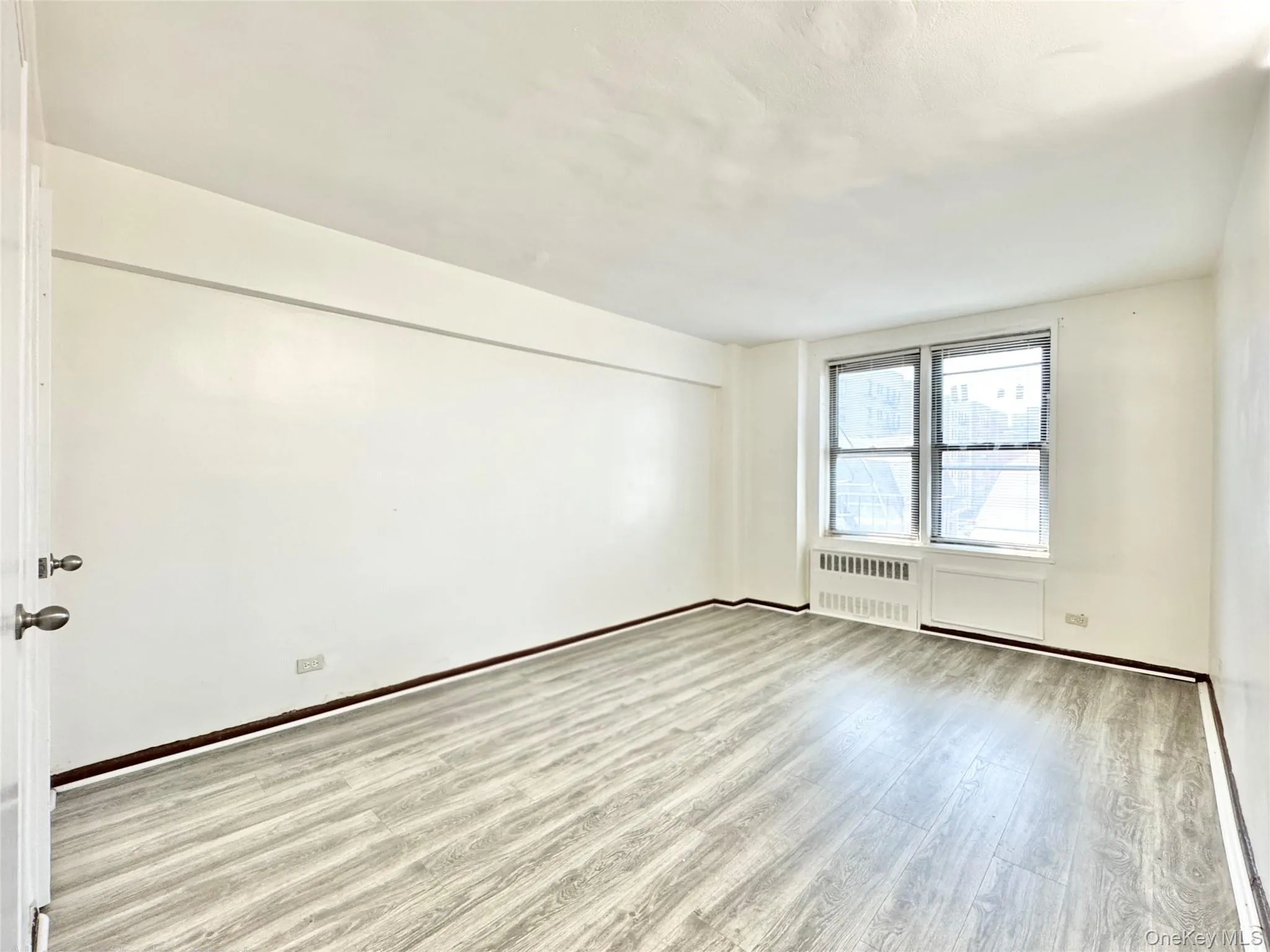 83-25 Vietor Avenue, New York, NY, 1 Bedroom Bedrooms, 4 Rooms Rooms,1 BathroomBathrooms,Residential,For Rent,Vietor,0,1029724 83-25 Vietor Avenue, New York, NY, 1 Bedroom Bedrooms, 4 Rooms Rooms,1 BathroomBathrooms,Residential,For Rent,Vietor,0,1029724