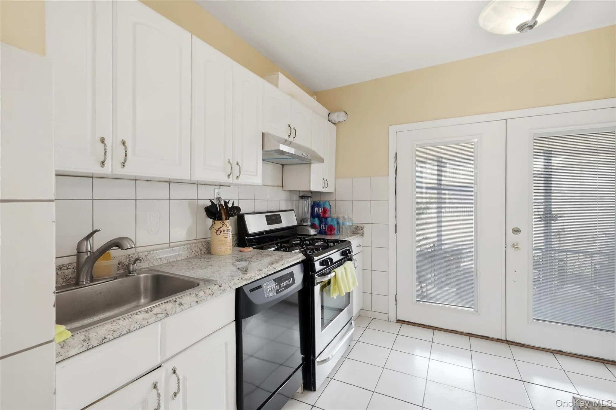 140 Pine Street, Long Beach, NY, 3 Bedrooms Bedrooms, 8 Rooms Rooms,2 BathroomsBathrooms,Residential,For Rent,Pine,0,1029730 140 Pine Street, Long Beach, NY, 3 Bedrooms Bedrooms, 8 Rooms Rooms,2 BathroomsBathrooms,Residential,For Rent,Pine,0,1029730