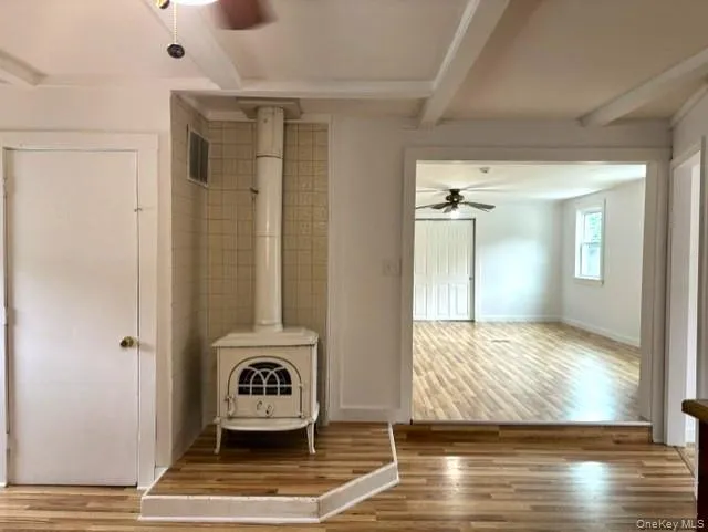 653 Route 82, East Fishkill, NY, 2 Bedrooms Bedrooms, 5 Rooms Rooms,1 BathroomBathrooms,Residential Lease,For Rent,Route 82,0,1029731 653 Route 82, East Fishkill, NY, 2 Bedrooms Bedrooms, 5 Rooms Rooms,1 BathroomBathrooms,Residential Lease,For Rent,Route 82,0,1029731
