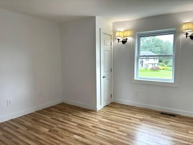 653 Route 82, East Fishkill, NY, 2 Bedrooms Bedrooms, 5 Rooms Rooms,1 BathroomBathrooms,Residential Lease,For Rent,Route 82,0,1029731 653 Route 82, East Fishkill, NY, 2 Bedrooms Bedrooms, 5 Rooms Rooms,1 BathroomBathrooms,Residential Lease,For Rent,Route 82,0,1029731