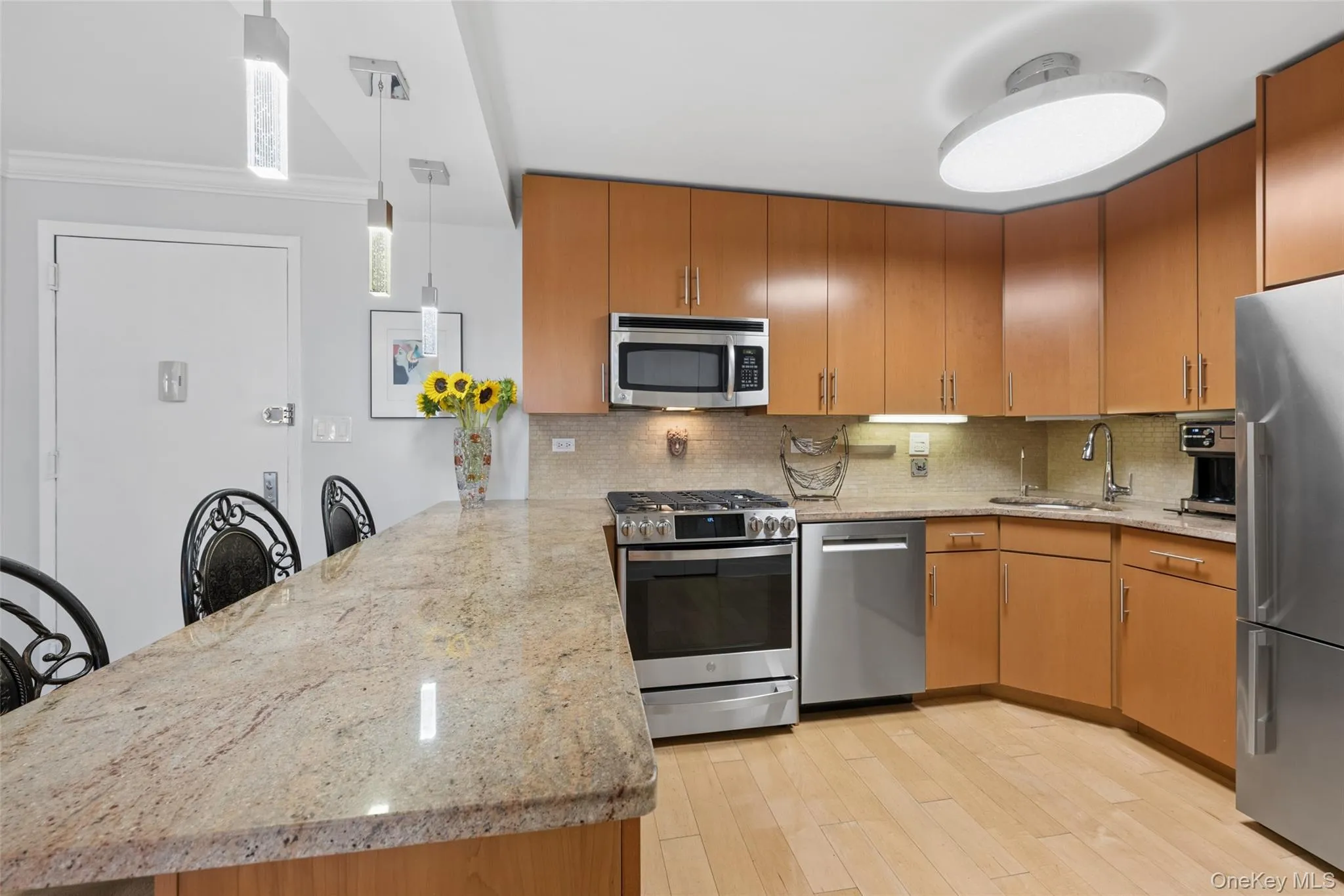 18-05 215th Street, New York, NY, 2 Bedrooms Bedrooms, 5 Rooms Rooms,2 BathroomsBathrooms,Residential,For Rent,215th,0,1029734 18-05 215th Street, New York, NY, 2 Bedrooms Bedrooms, 5 Rooms Rooms,2 BathroomsBathrooms,Residential,For Rent,215th,0,1029734