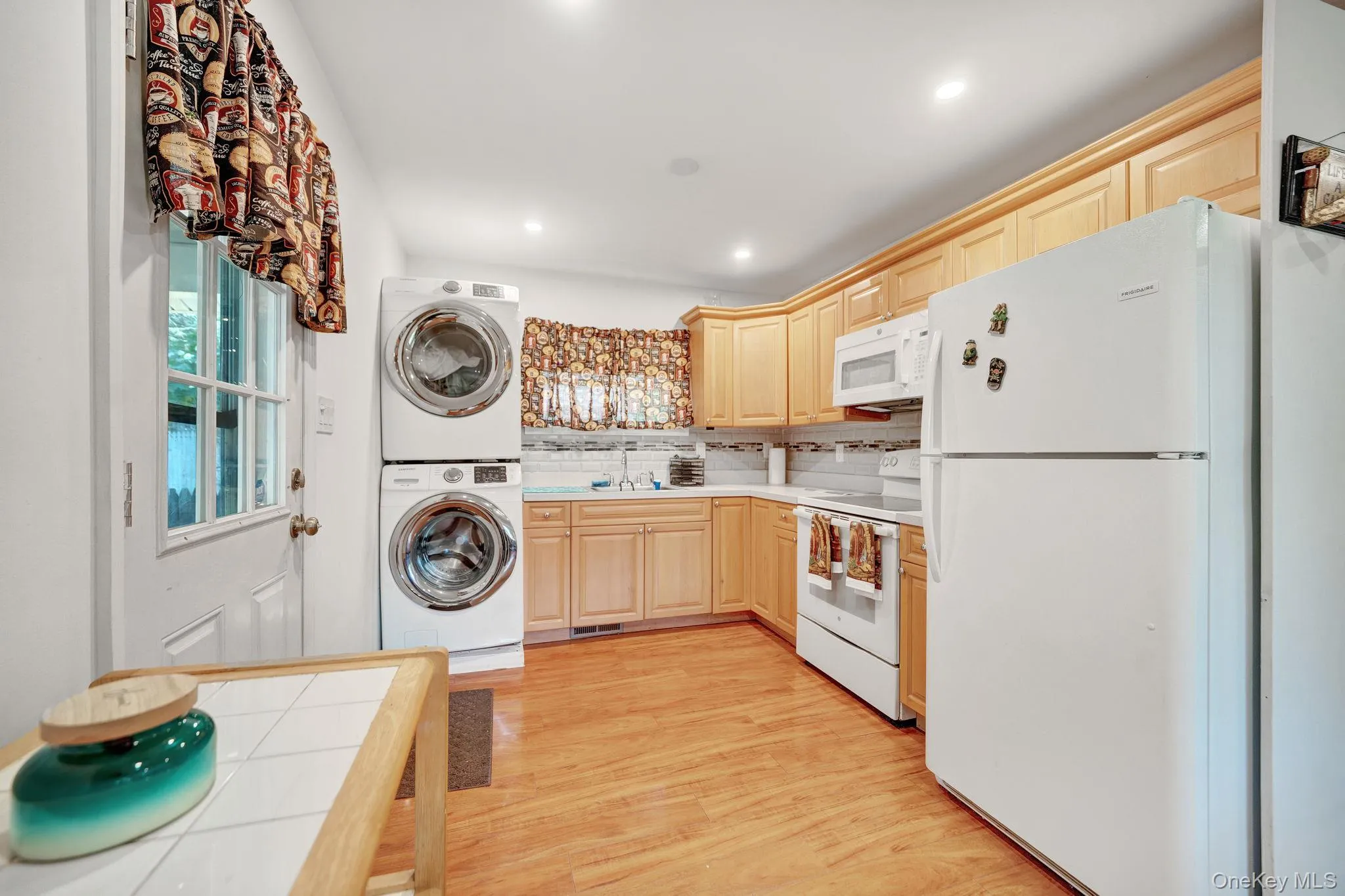 109 Pine Road, Brookhaven, NY, 3 Bedrooms Bedrooms, 6 Rooms Rooms,1 BathroomBathrooms,Residential,For Rent,Pine,0,1029735 109 Pine Road, Brookhaven, NY, 3 Bedrooms Bedrooms, 6 Rooms Rooms,1 BathroomBathrooms,Residential,For Rent,Pine,0,1029735