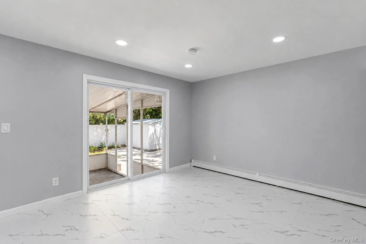 3 Park Avenue, Brookhaven, NY, 3 Bedrooms Bedrooms, 6 Rooms Rooms,3 BathroomsBathrooms,Residential,For Rent,Park,0,1029737 3 Park Avenue, Brookhaven, NY, 3 Bedrooms Bedrooms, 6 Rooms Rooms,3 BathroomsBathrooms,Residential,For Rent,Park,0,1029737