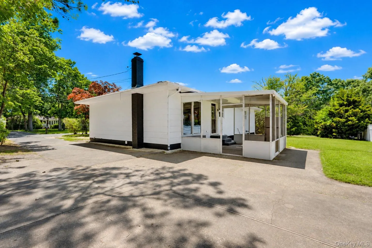 3 Park Avenue, Brookhaven, NY, 3 Bedrooms Bedrooms, 6 Rooms Rooms,3 BathroomsBathrooms,Residential,For Rent,Park,0,1029737 3 Park Avenue, Brookhaven, NY, 3 Bedrooms Bedrooms, 6 Rooms Rooms,3 BathroomsBathrooms,Residential,For Rent,Park,0,1029737