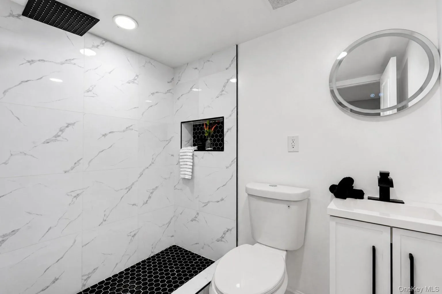 3 Park Avenue, Brookhaven, NY, 3 Bedrooms Bedrooms, 6 Rooms Rooms,3 BathroomsBathrooms,Residential,For Rent,Park,0,1029737 3 Park Avenue, Brookhaven, NY, 3 Bedrooms Bedrooms, 6 Rooms Rooms,3 BathroomsBathrooms,Residential,For Rent,Park,0,1029737