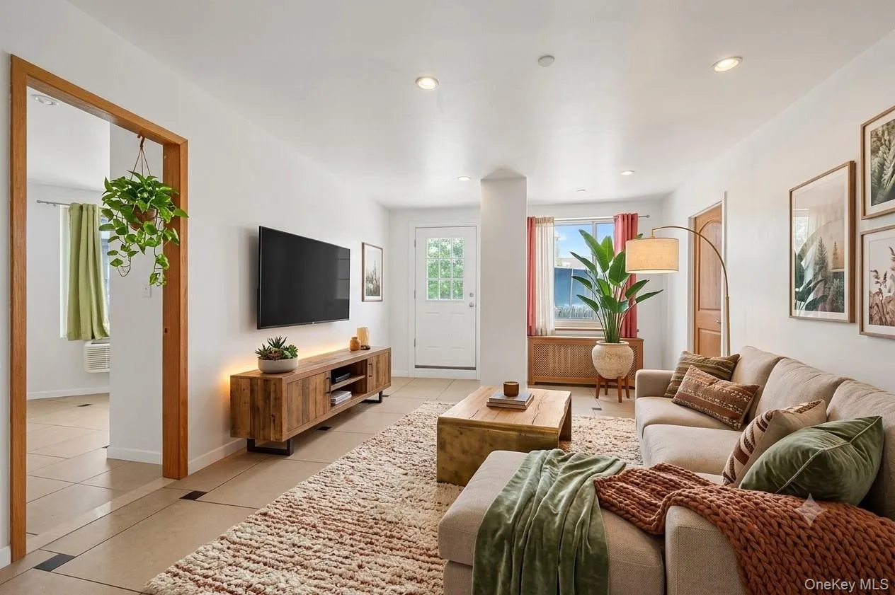 10607 Northern Boulevard, New York, NY, 1 Bedroom Bedrooms, 3 Rooms Rooms,1 BathroomBathrooms,Residential,For Rent,Northern,0,1029740 10607 Northern Boulevard, New York, NY, 1 Bedroom Bedrooms, 3 Rooms Rooms,1 BathroomBathrooms,Residential,For Rent,Northern,0,1029740