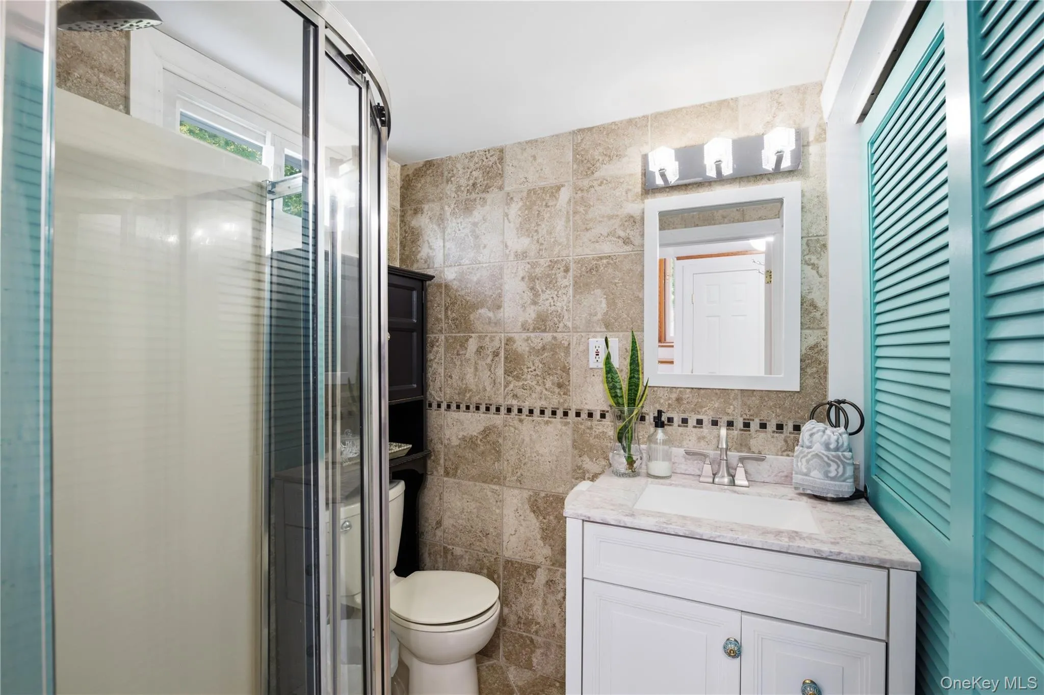 Lower Level Bathroom Lower Level Bathroom