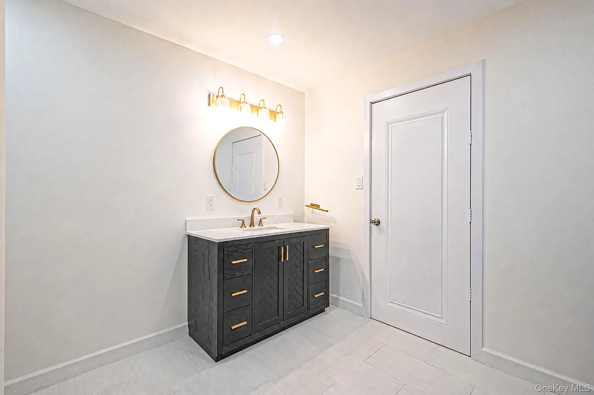 97 Blydenburgh Road, Brookhaven, NY, 5 Bedrooms Bedrooms, 10 Rooms Rooms,3 BathroomsBathrooms,Residential,For Rent,Blydenburgh,0,1029742 97 Blydenburgh Road, Brookhaven, NY, 5 Bedrooms Bedrooms, 10 Rooms Rooms,3 BathroomsBathrooms,Residential,For Rent,Blydenburgh,0,1029742