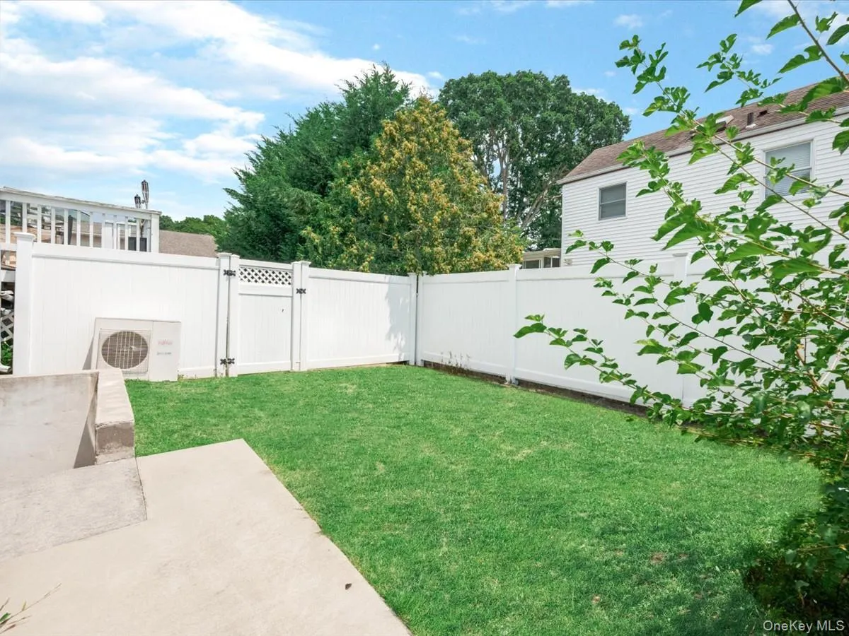 434 alleghany Avenue, Babylon, NY, 1 Bedroom Bedrooms, 1 Room Rooms,1 BathroomBathrooms,Residential Lease,For Rent,alleghany,0,1029744 434 alleghany Avenue, Babylon, NY, 1 Bedroom Bedrooms, 1 Room Rooms,1 BathroomBathrooms,Residential Lease,For Rent,alleghany,0,1029744
