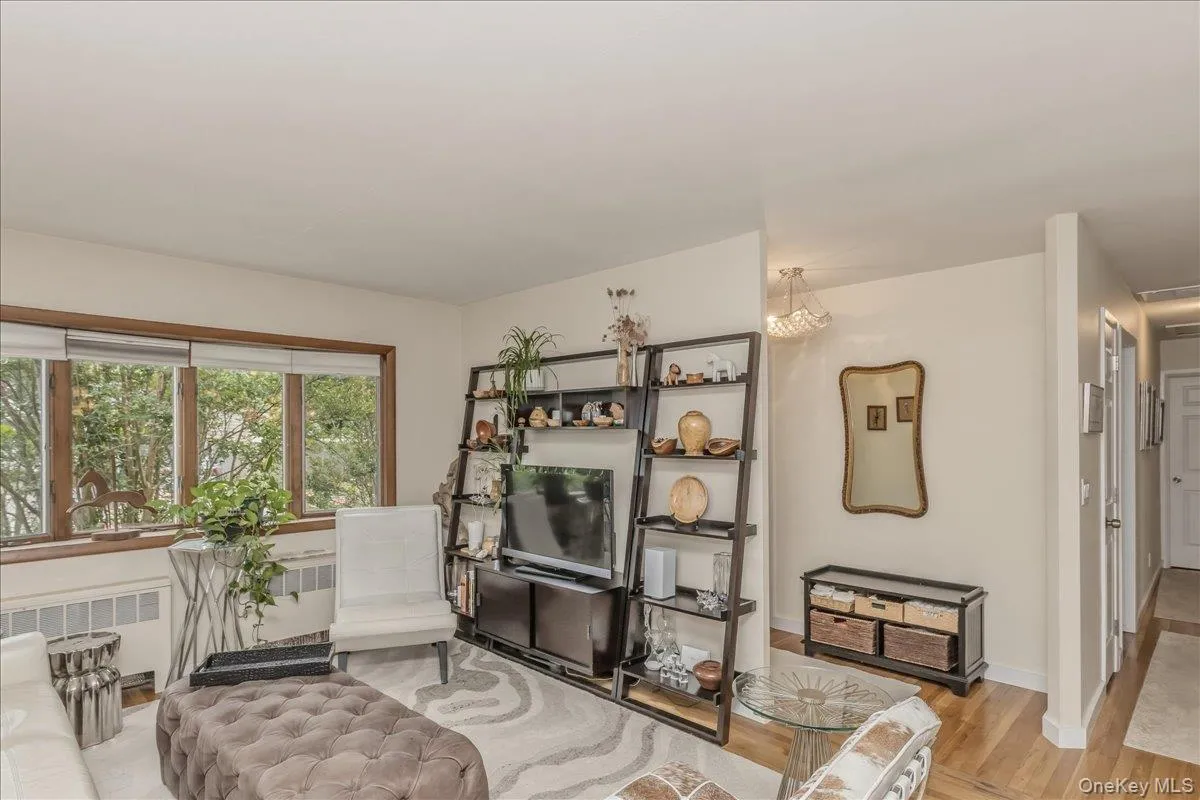 5 Wexford Street, Huntington, NY, 3 Bedrooms Bedrooms, 6 Rooms Rooms,1 BathroomBathrooms,Residential,For Rent,Wexford,0,1029748 5 Wexford Street, Huntington, NY, 3 Bedrooms Bedrooms, 6 Rooms Rooms,1 BathroomBathrooms,Residential,For Rent,Wexford,0,1029748