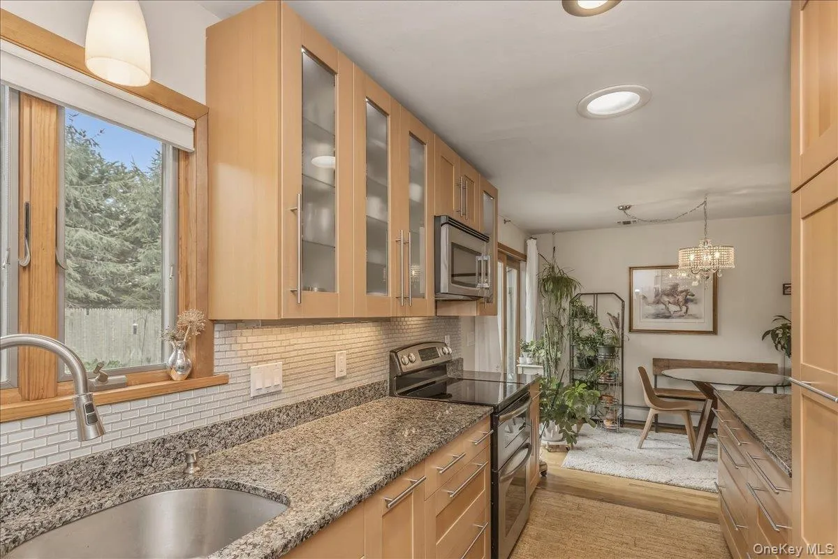5 Wexford Street, Huntington, NY, 3 Bedrooms Bedrooms, 6 Rooms Rooms,1 BathroomBathrooms,Residential,For Rent,Wexford,0,1029748 5 Wexford Street, Huntington, NY, 3 Bedrooms Bedrooms, 6 Rooms Rooms,1 BathroomBathrooms,Residential,For Rent,Wexford,0,1029748