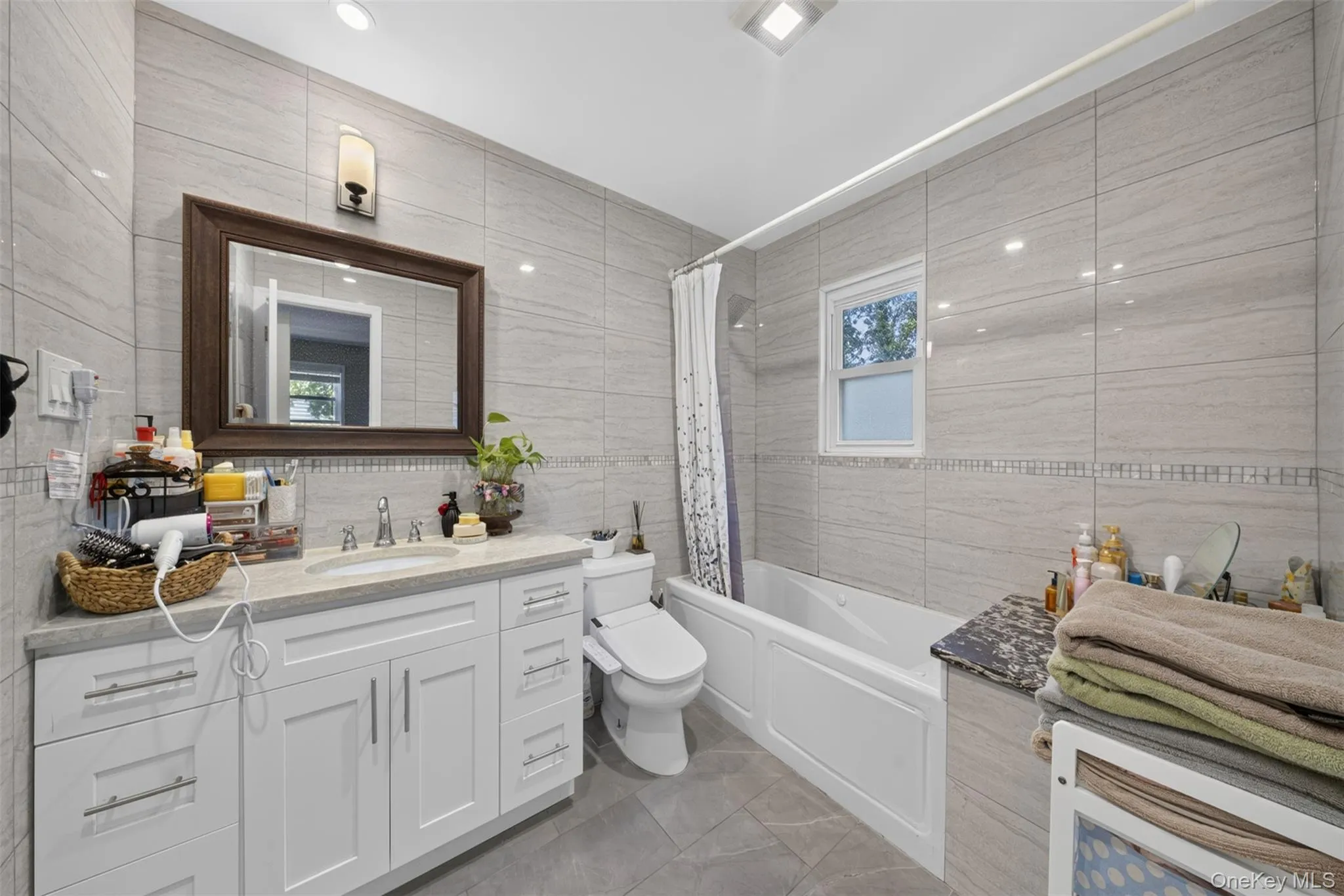 50 Sylvia Lane, Oyster Bay, NY, 3 Bedrooms Bedrooms, 8 Rooms Rooms,2 BathroomsBathrooms,Residential,For Rent,Sylvia,0,1029750 50 Sylvia Lane, Oyster Bay, NY, 3 Bedrooms Bedrooms, 8 Rooms Rooms,2 BathroomsBathrooms,Residential,For Rent,Sylvia,0,1029750