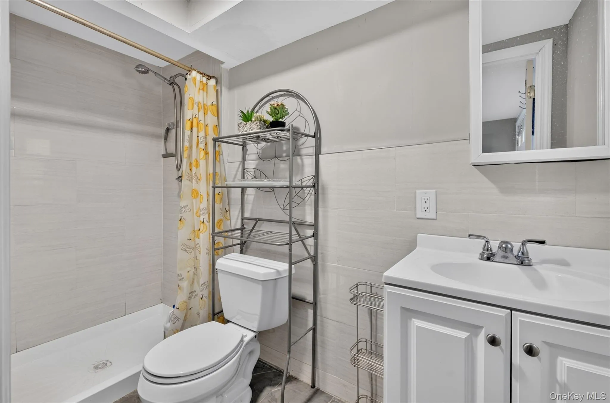 50 Sylvia Lane, Oyster Bay, NY, 3 Bedrooms Bedrooms, 8 Rooms Rooms,2 BathroomsBathrooms,Residential,For Rent,Sylvia,0,1029750 50 Sylvia Lane, Oyster Bay, NY, 3 Bedrooms Bedrooms, 8 Rooms Rooms,2 BathroomsBathrooms,Residential,For Rent,Sylvia,0,1029750