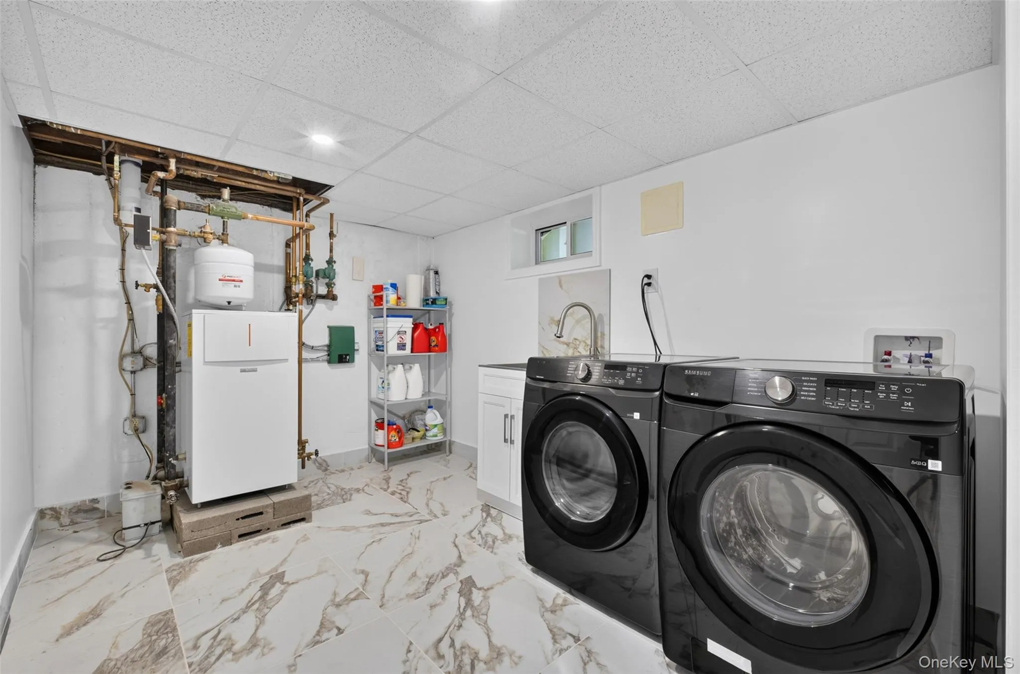50 Sylvia Lane, Oyster Bay, NY, 3 Bedrooms Bedrooms, 8 Rooms Rooms,2 BathroomsBathrooms,Residential,For Rent,Sylvia,0,1029750 50 Sylvia Lane, Oyster Bay, NY, 3 Bedrooms Bedrooms, 8 Rooms Rooms,2 BathroomsBathrooms,Residential,For Rent,Sylvia,0,1029750