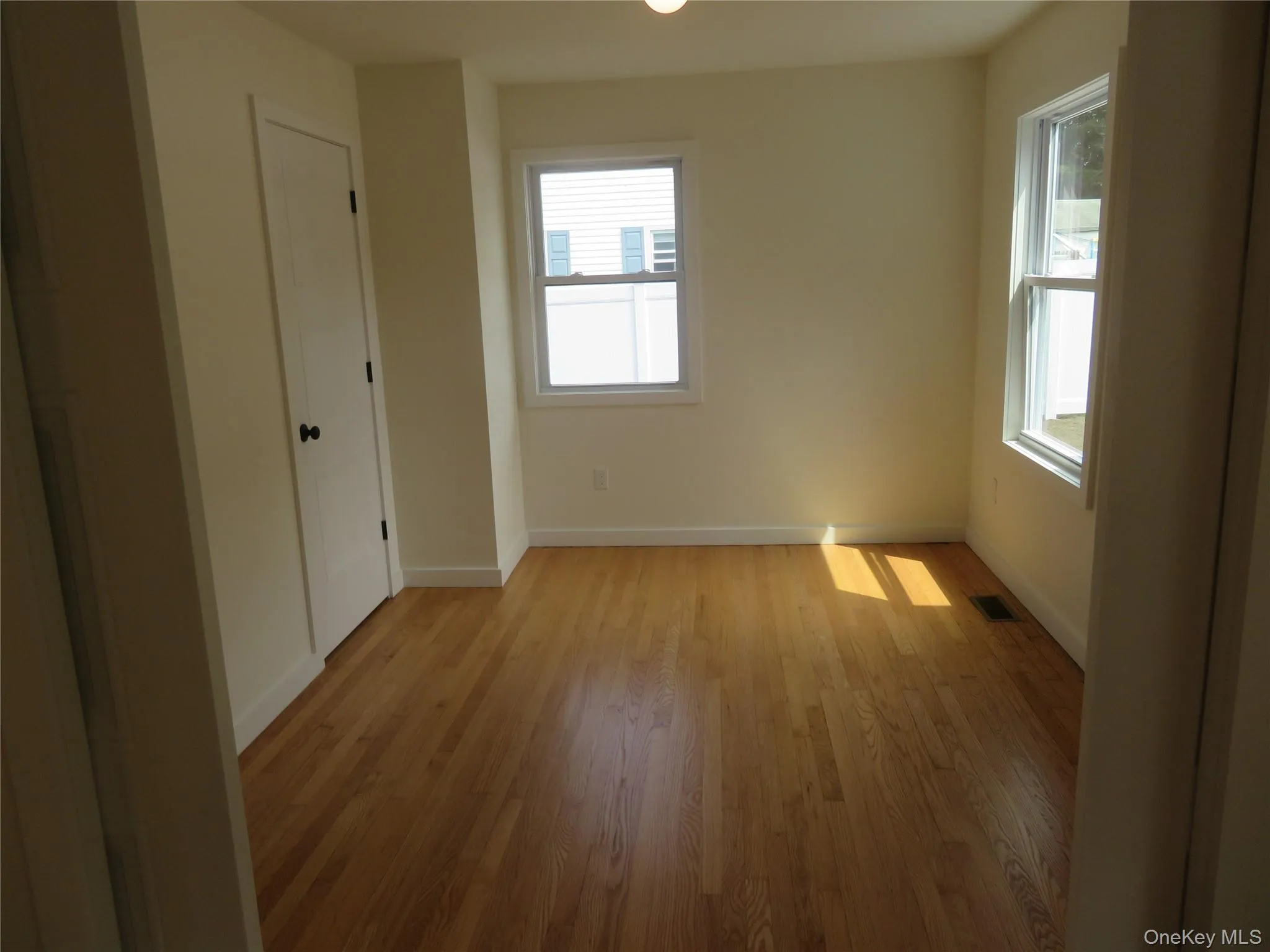 Dining room with sliding doors to create guest bedroom Dining room with sliding doors to create guest bedroom