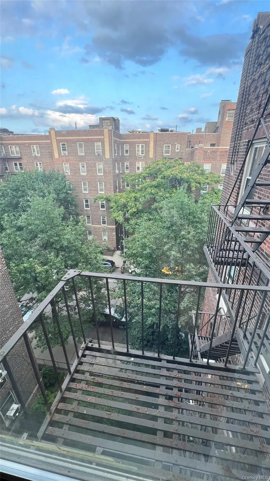 48-18 43rd Street, New York, NY, 1 Bedroom Bedrooms, 2 Rooms Rooms,1 BathroomBathrooms,Residential Lease,For Rent,43rd,0,1029753 48-18 43rd Street, New York, NY, 1 Bedroom Bedrooms, 2 Rooms Rooms,1 BathroomBathrooms,Residential Lease,For Rent,43rd,0,1029753