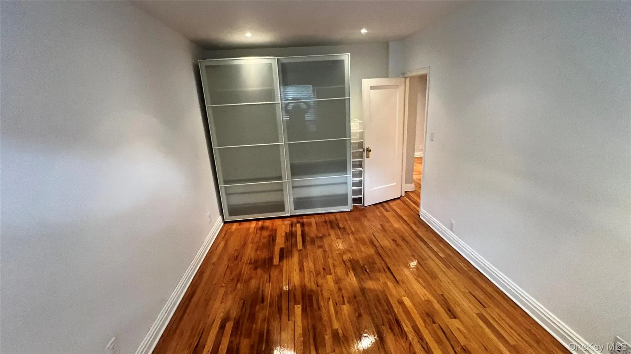 48-18 43rd Street, New York, NY, 1 Bedroom Bedrooms, 2 Rooms Rooms,1 BathroomBathrooms,Residential Lease,For Rent,43rd,0,1029753 48-18 43rd Street, New York, NY, 1 Bedroom Bedrooms, 2 Rooms Rooms,1 BathroomBathrooms,Residential Lease,For Rent,43rd,0,1029753