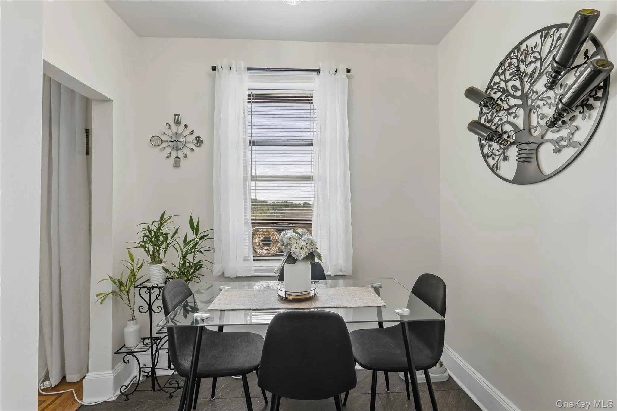 475 Bronx River Road, Yonkers, NY, 1 Bedroom Bedrooms, 3 Rooms Rooms,1 BathroomBathrooms,Residential,For Rent,Bronx River,0,1029755 475 Bronx River Road, Yonkers, NY, 1 Bedroom Bedrooms, 3 Rooms Rooms,1 BathroomBathrooms,Residential,For Rent,Bronx River,0,1029755