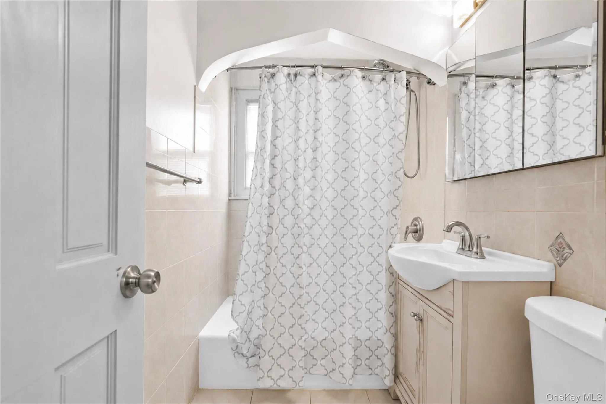 12114 Grayson Street, New York, NY, 4 Bedrooms Bedrooms, 8 Rooms Rooms,2 BathroomsBathrooms,Residential,For Rent,Grayson,0,1029756 12114 Grayson Street, New York, NY, 4 Bedrooms Bedrooms, 8 Rooms Rooms,2 BathroomsBathrooms,Residential,For Rent,Grayson,0,1029756