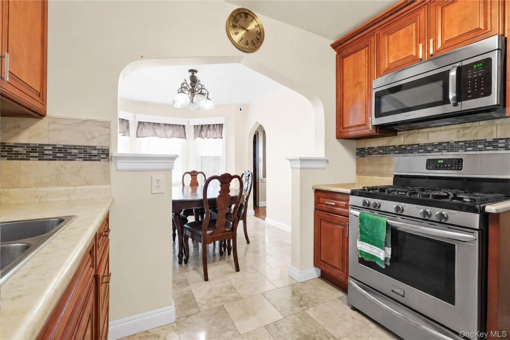 12114 Grayson Street, New York, NY, 4 Bedrooms Bedrooms, 8 Rooms Rooms,2 BathroomsBathrooms,Residential,For Rent,Grayson,0,1029756 12114 Grayson Street, New York, NY, 4 Bedrooms Bedrooms, 8 Rooms Rooms,2 BathroomsBathrooms,Residential,For Rent,Grayson,0,1029756